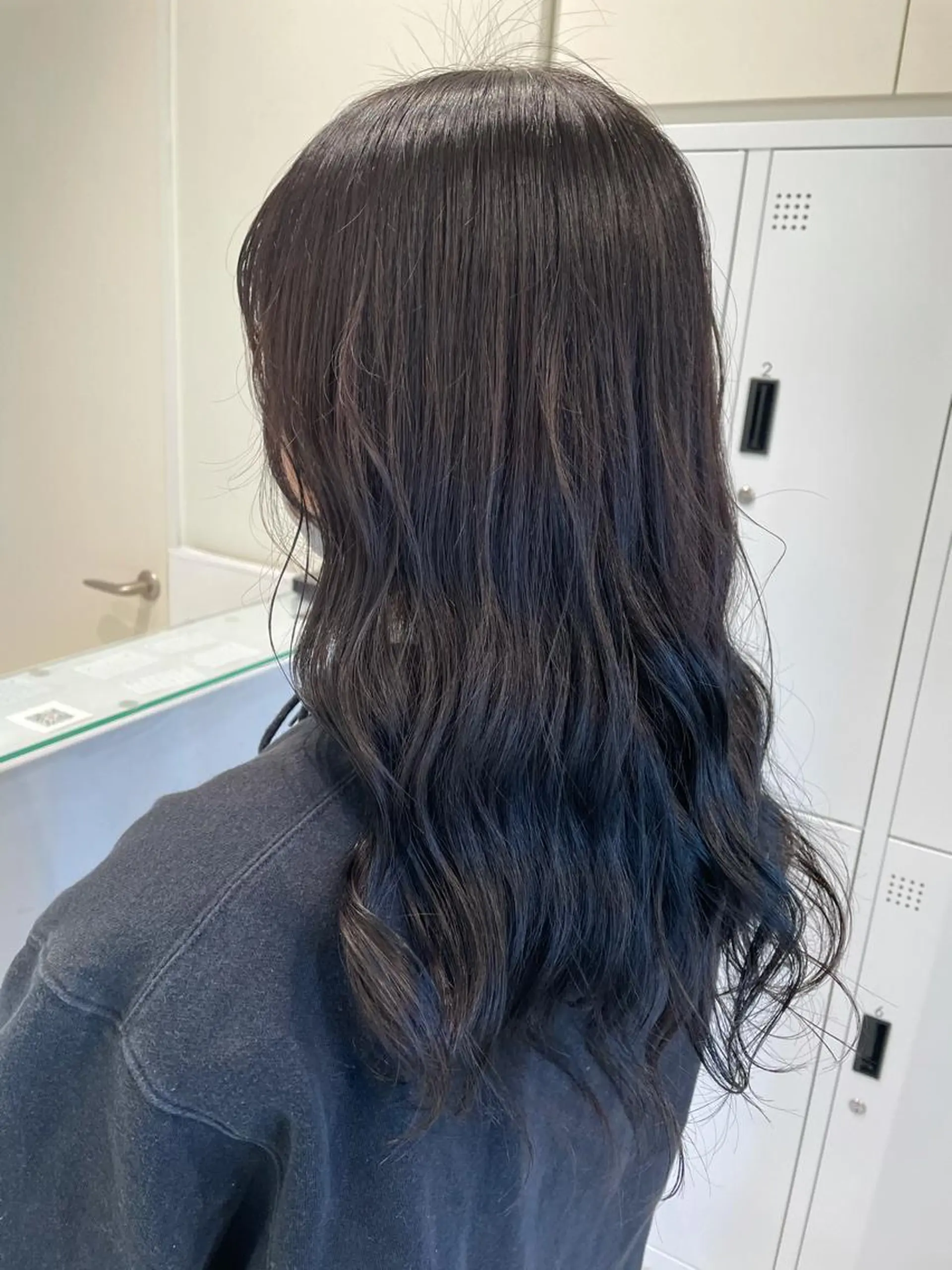 セミロング カラー グレージュ ボブ/インナーカラー /眉毛/Miyuのヘアスタイル