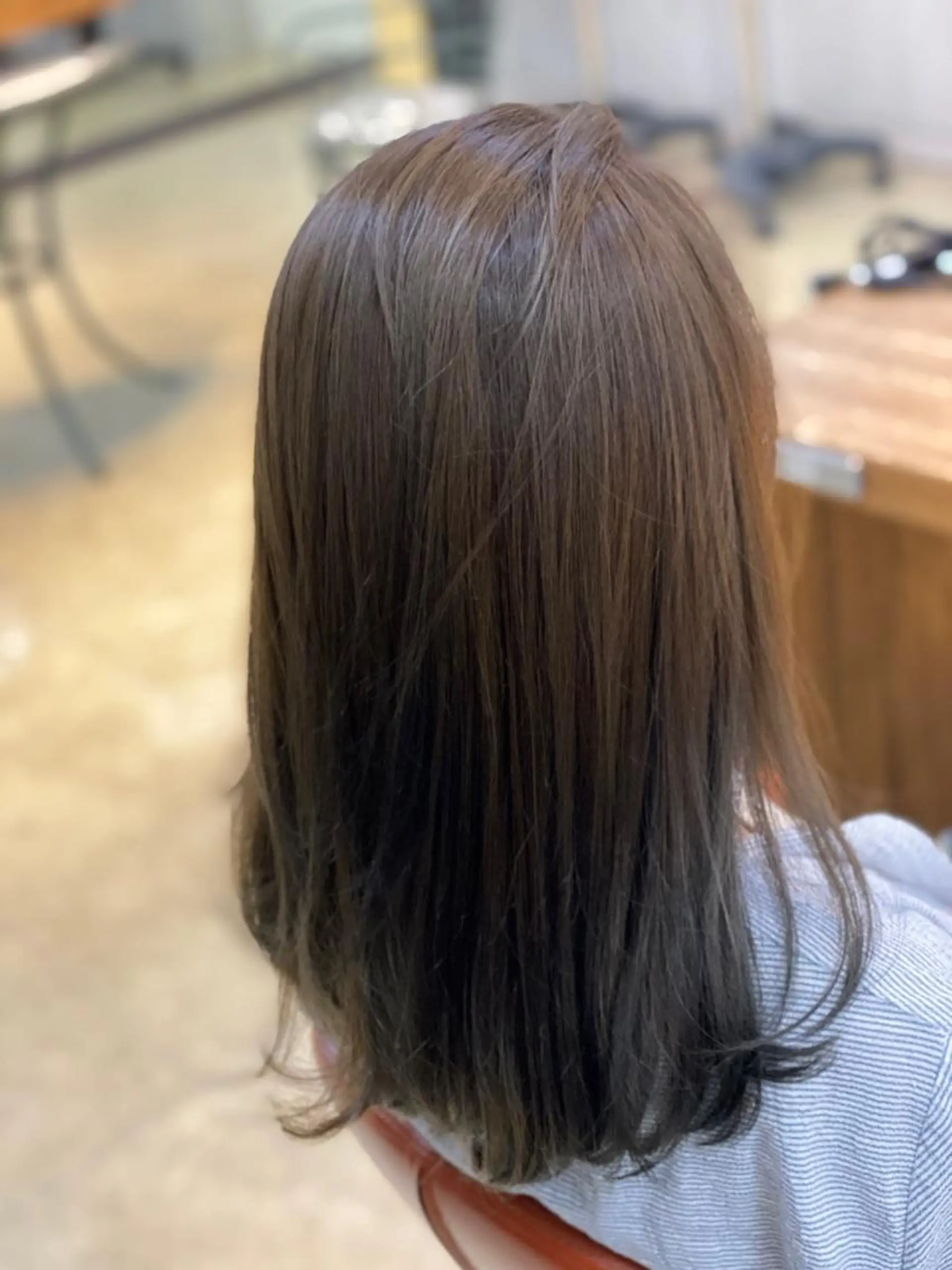 ロング カラー ヘアカラー トリートメント H. SAITOのヘアスタイル