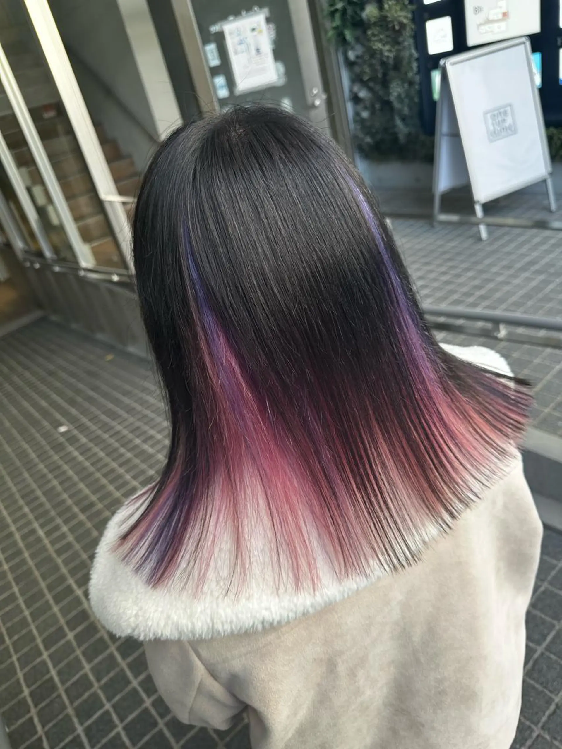 セミロング カラー デザインカラー🎨 下北沢 / 磯部のヘアスタイル