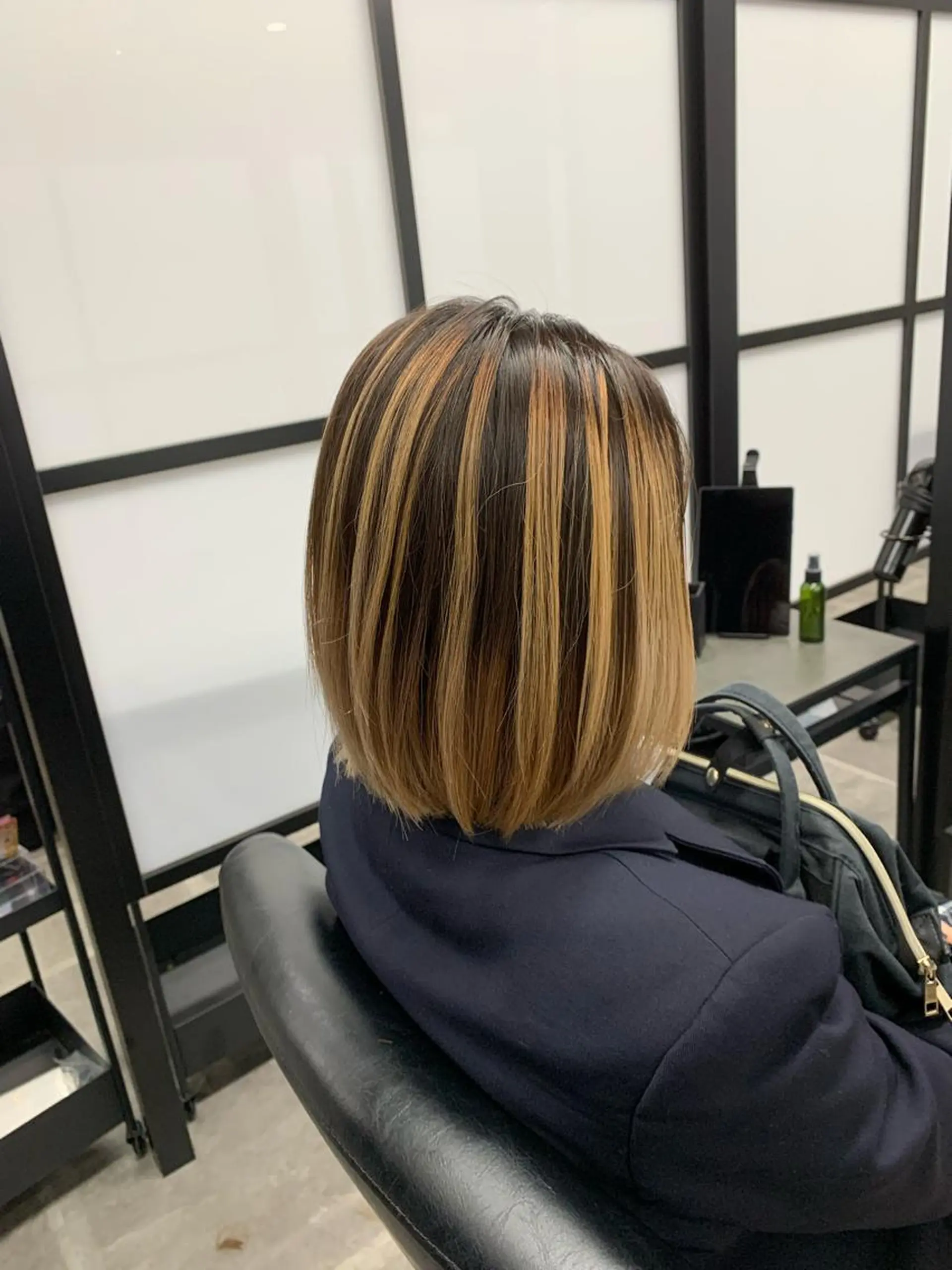 ミディアム カラー カット ヘアカラー hairworksbadass所属・菊地 旬のヘアスタイル