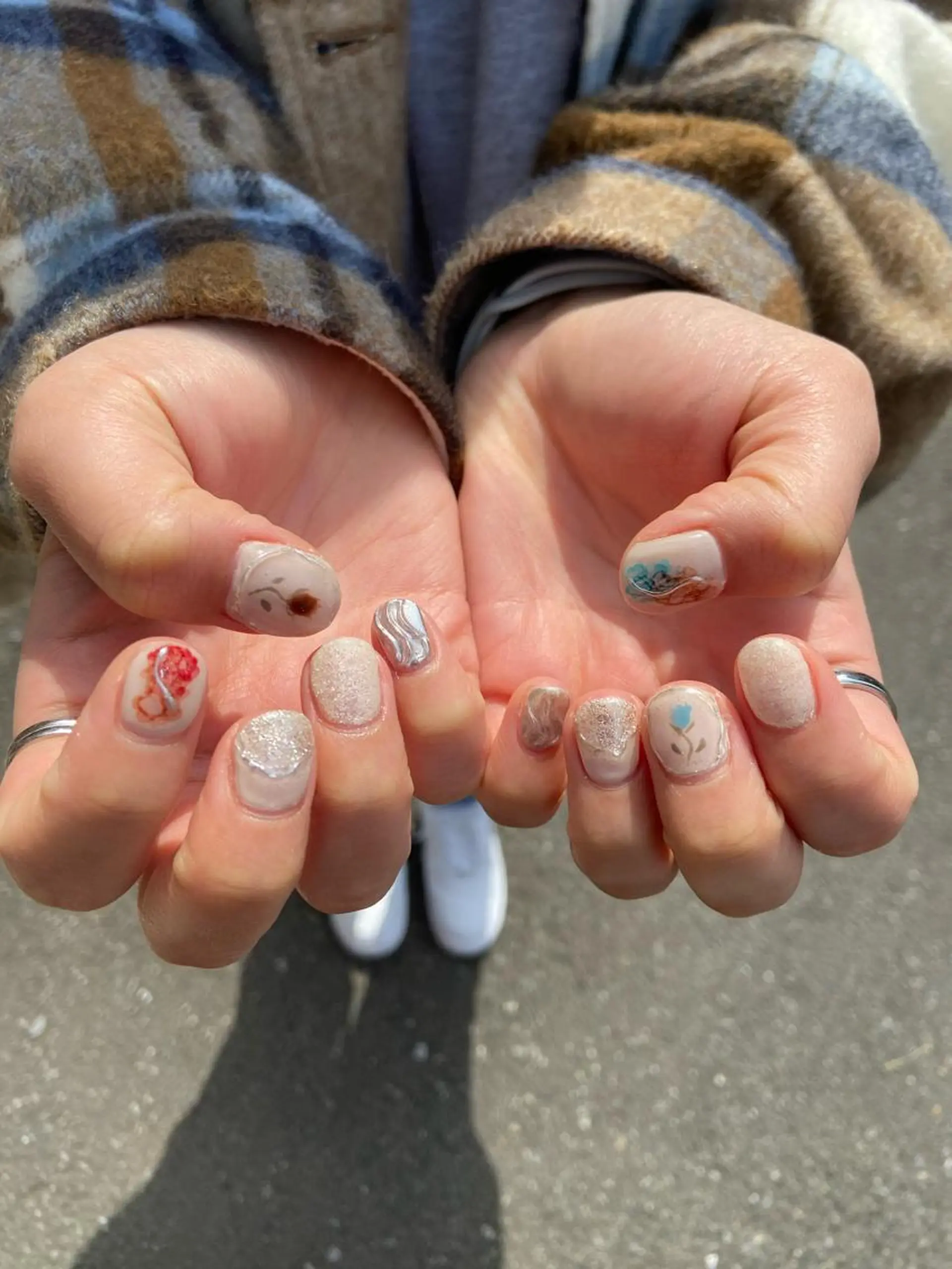 ネイル アートネイル ミラーネイル 持ち込み ニュアンスネイル 春ネイル . unffのネイルデザイン