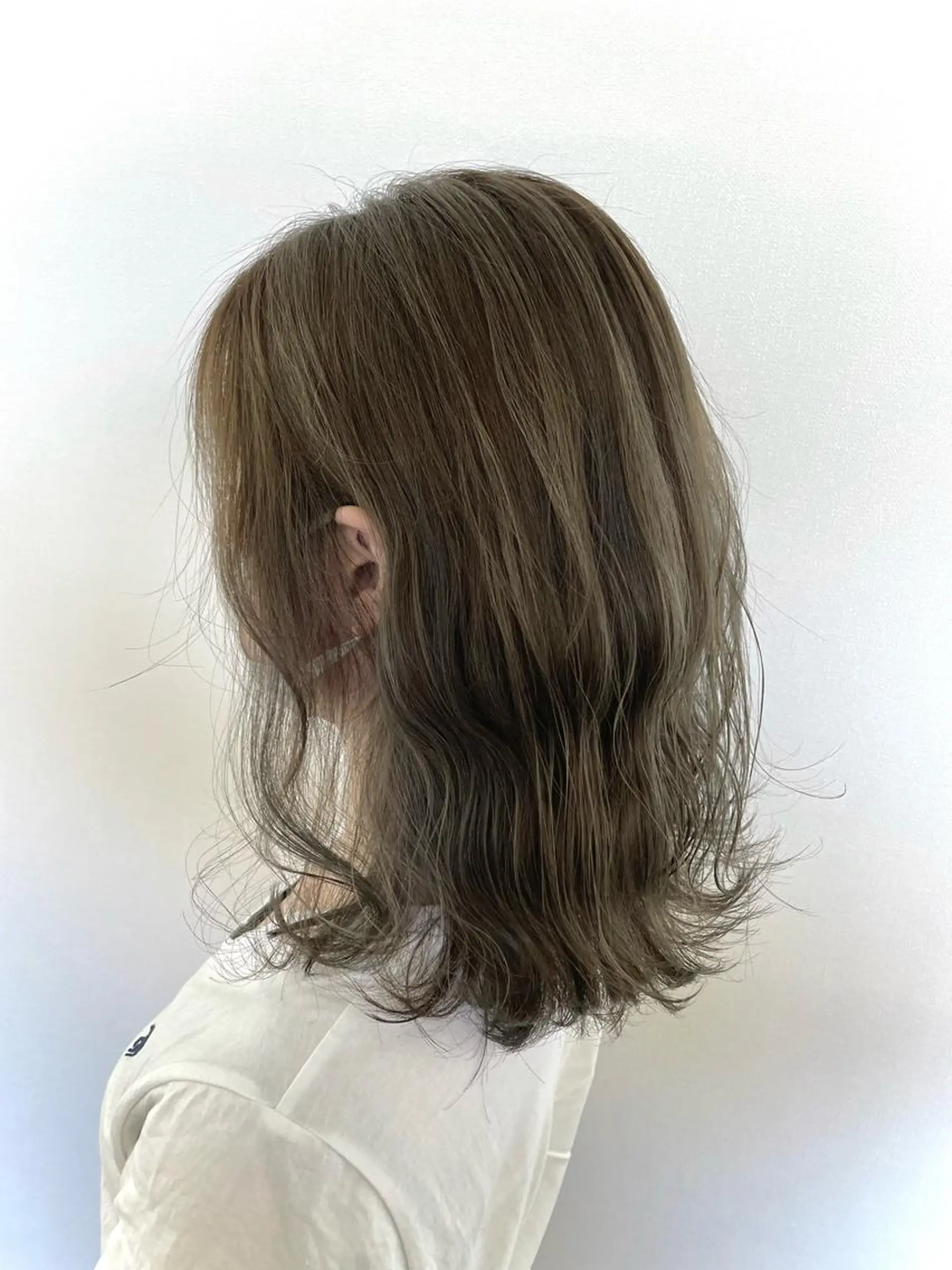 ミディアム カラー アッシュ ベージュカラー オリーブベージュ カット ヘアカラー トリートメント 🔶PAIR🔶 TAKAのヘアスタイル