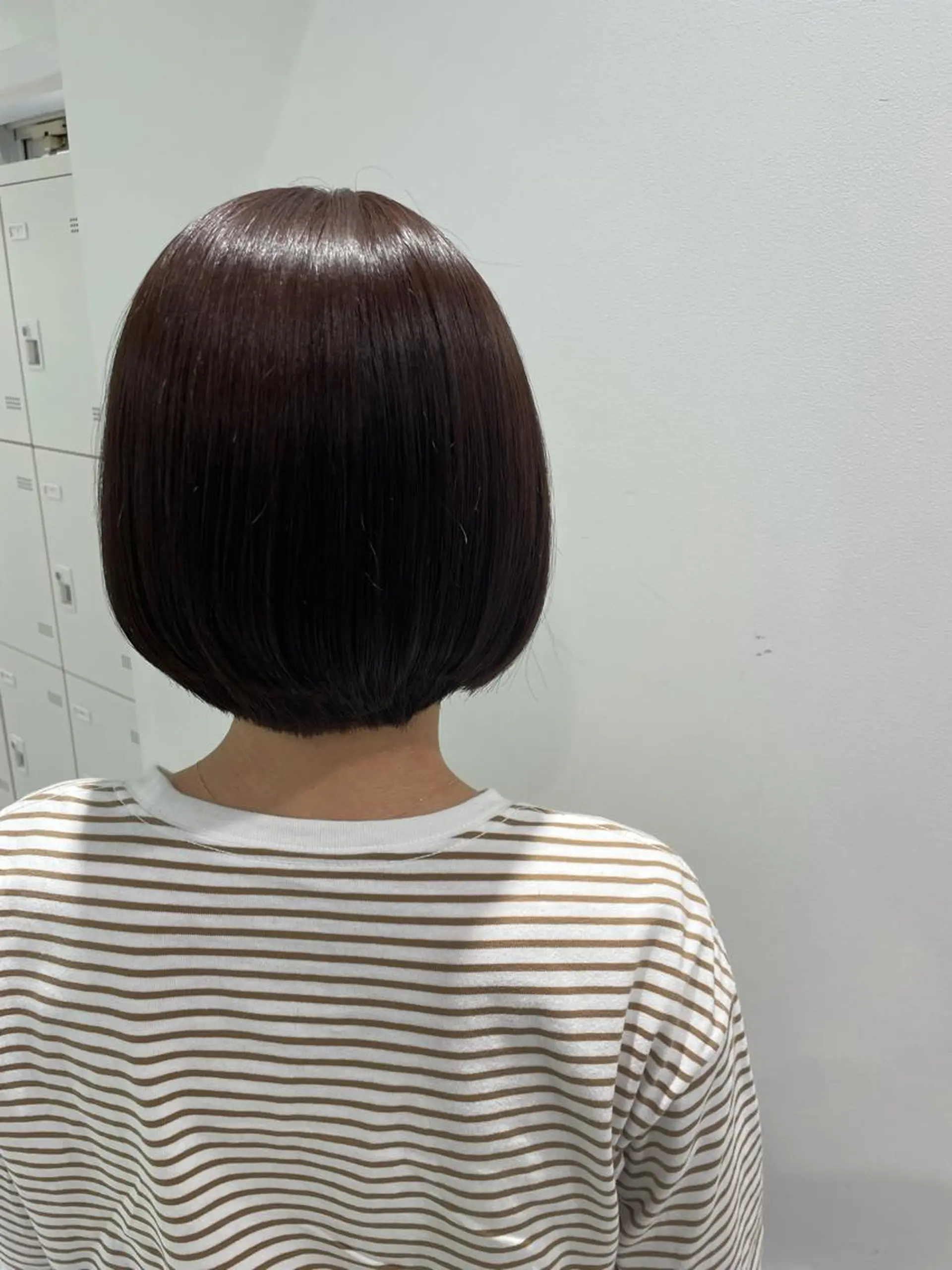 ショート Ella所属・nana【艶髪】/ レイヤー/縮毛矯正のヘアスタイル