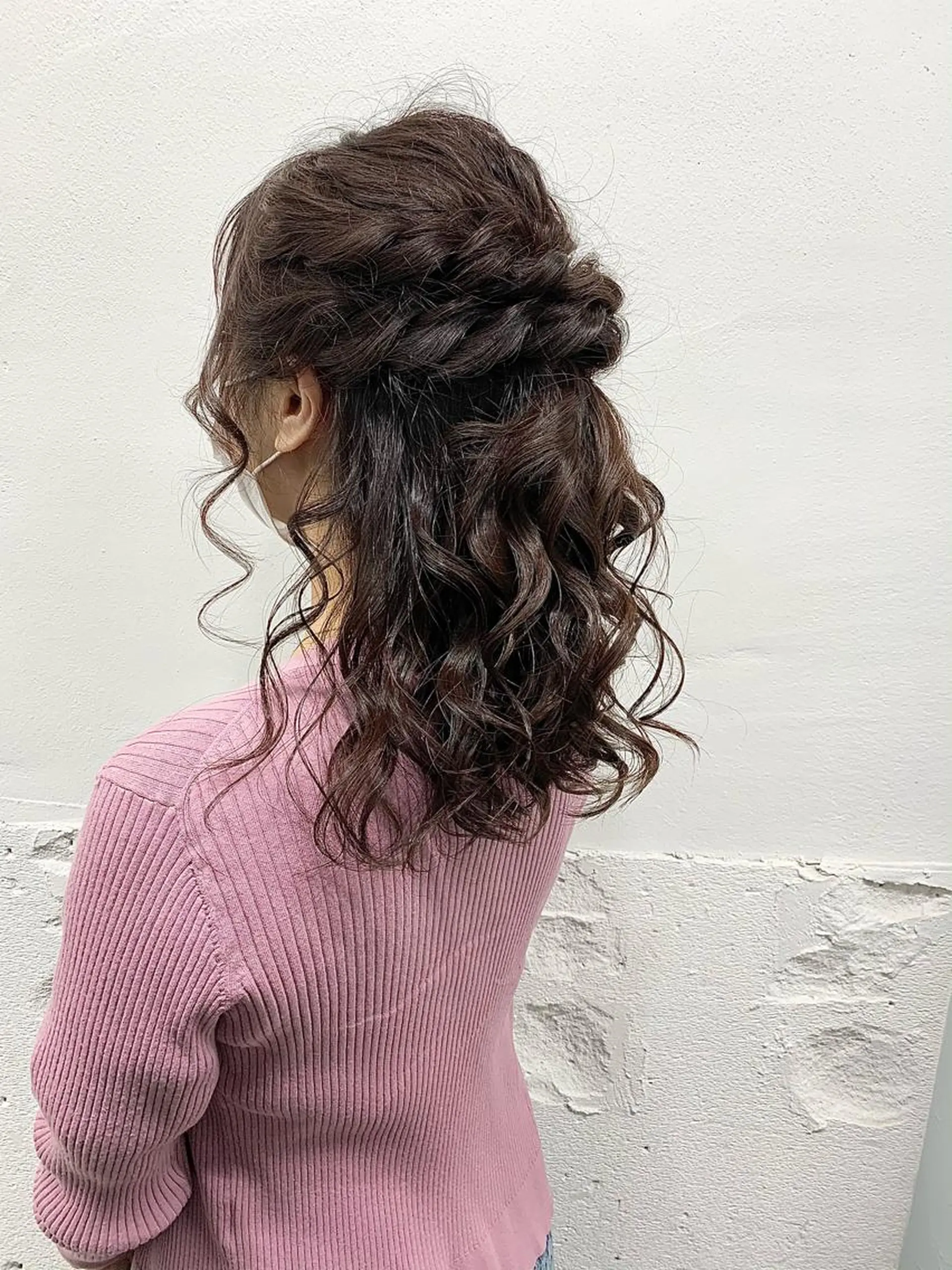 セミロング カラー ヘアアレンジ ハーフアップ ヘアセット 🎨カラー満足度 500%💫ヅル💫のヘアスタイル