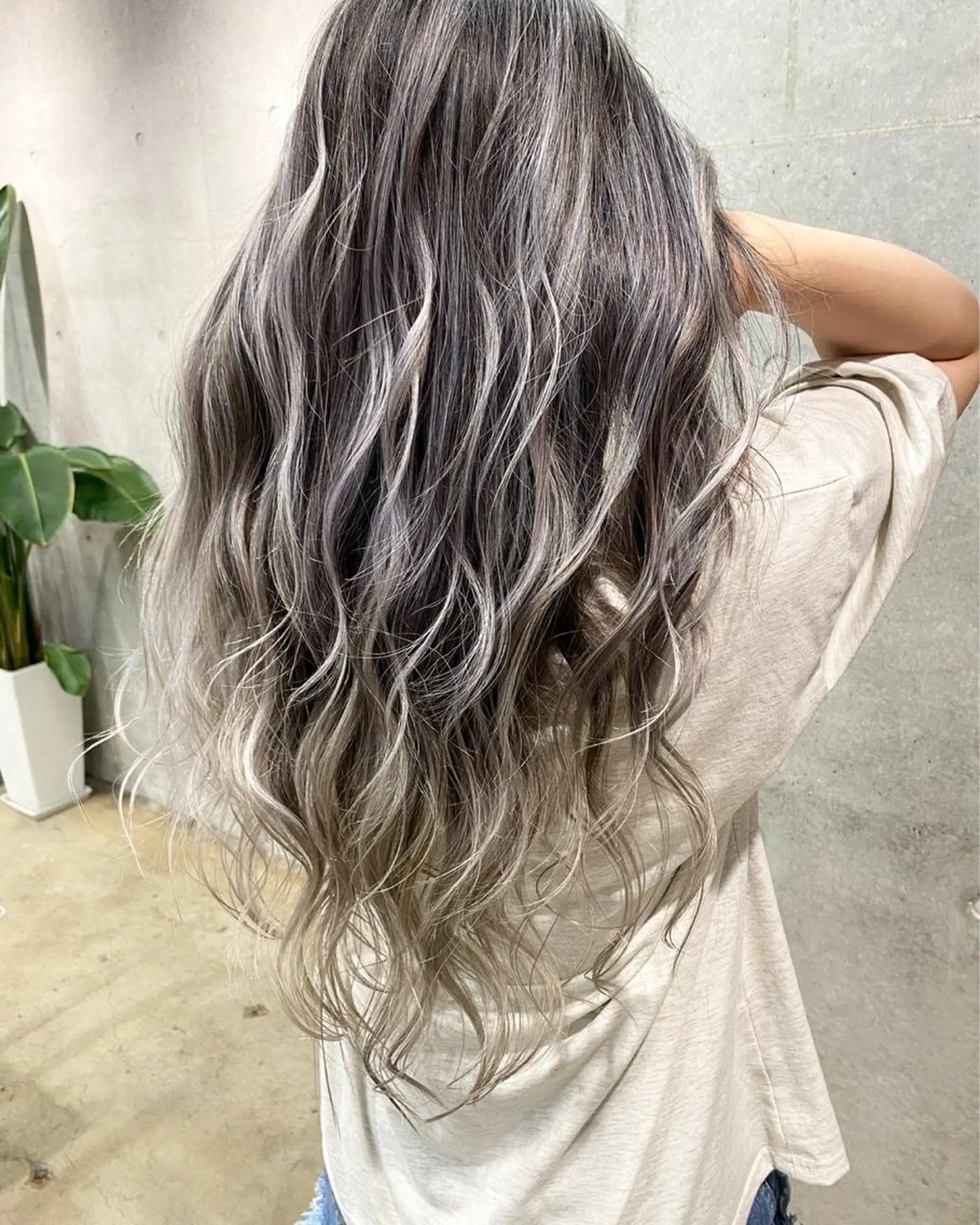 カラー ﾃﾞｻﾞｲﾝｶﾗｰ 🤍ｼﾉﾌﾞ🤍のヘアスタイル