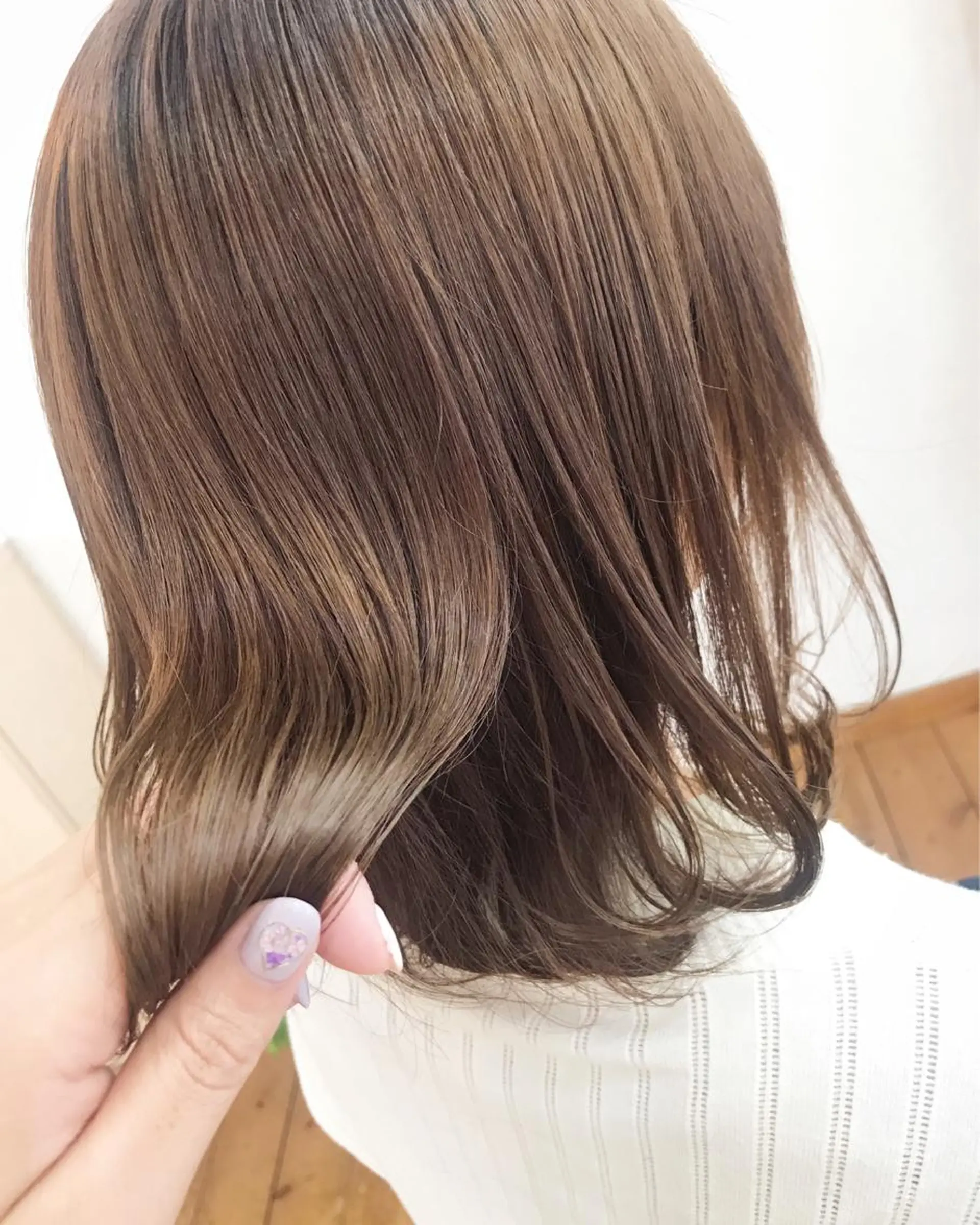 セミロング カラー トリートメント 荒木 ひろかのヘアスタイル