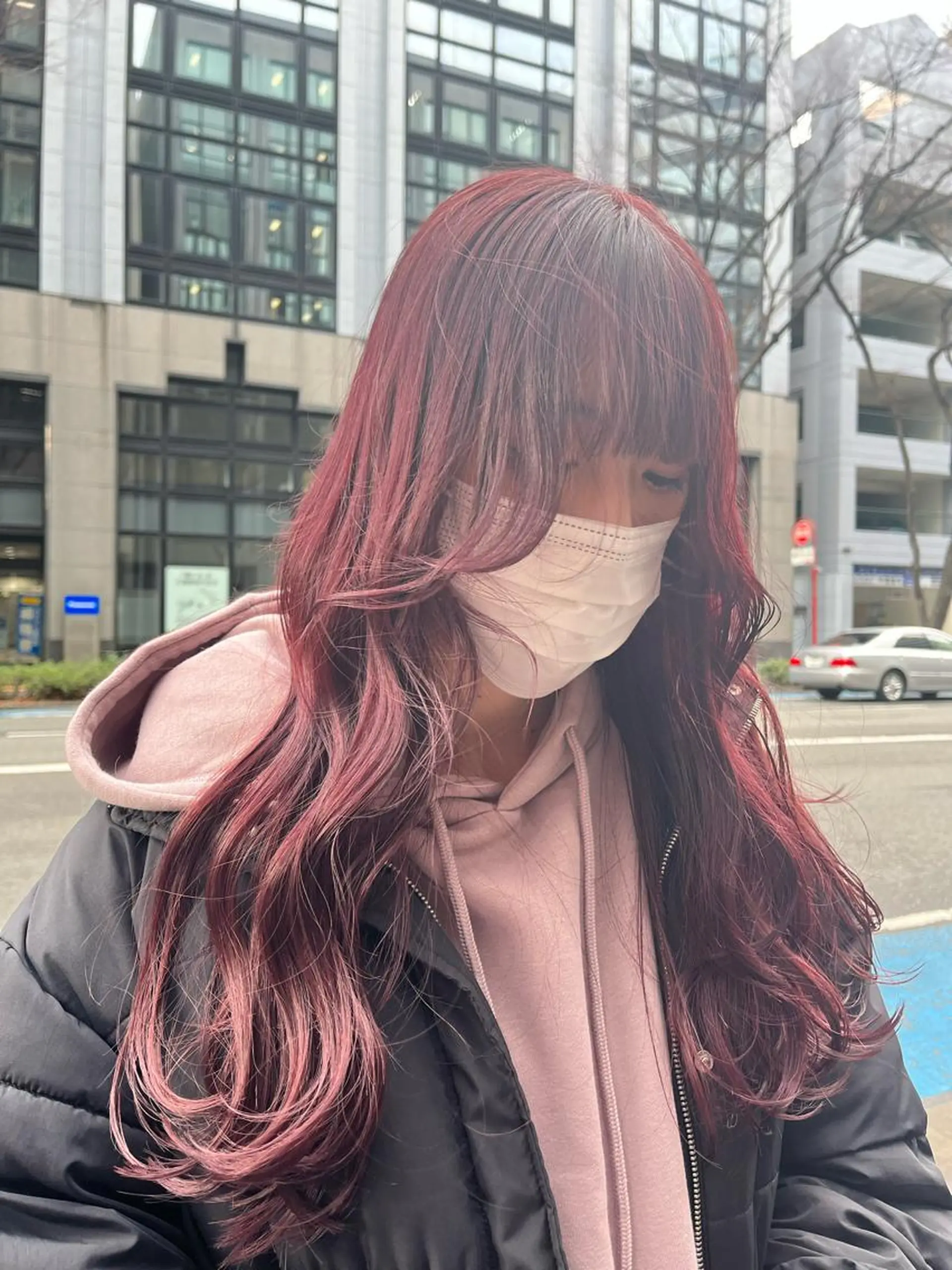 カラー ボルドーカラー えんぐちとも／透明感 カラー／博多ボブのヘアスタイル