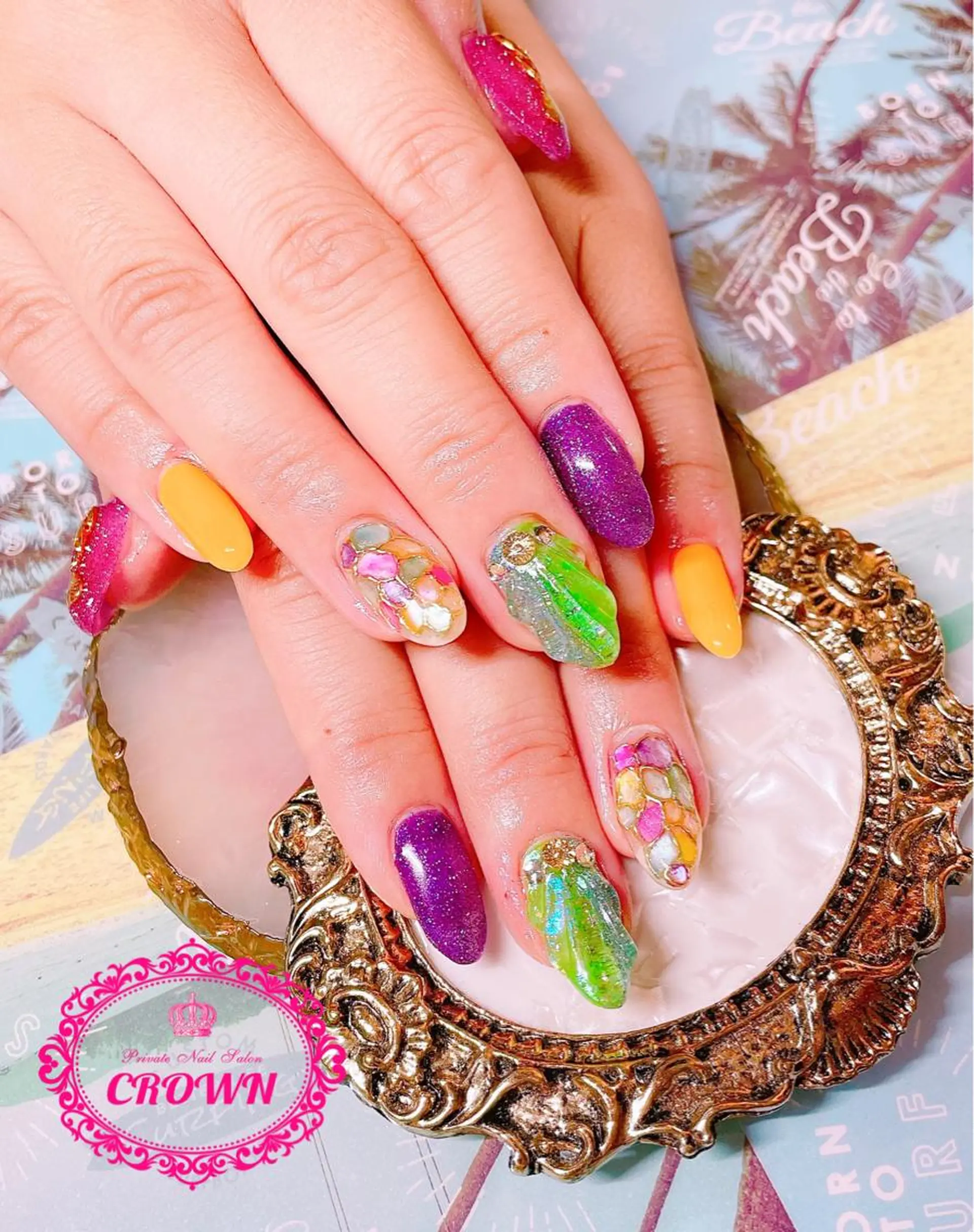 ネイル CROWN プライベートサロンのネイルデザイン