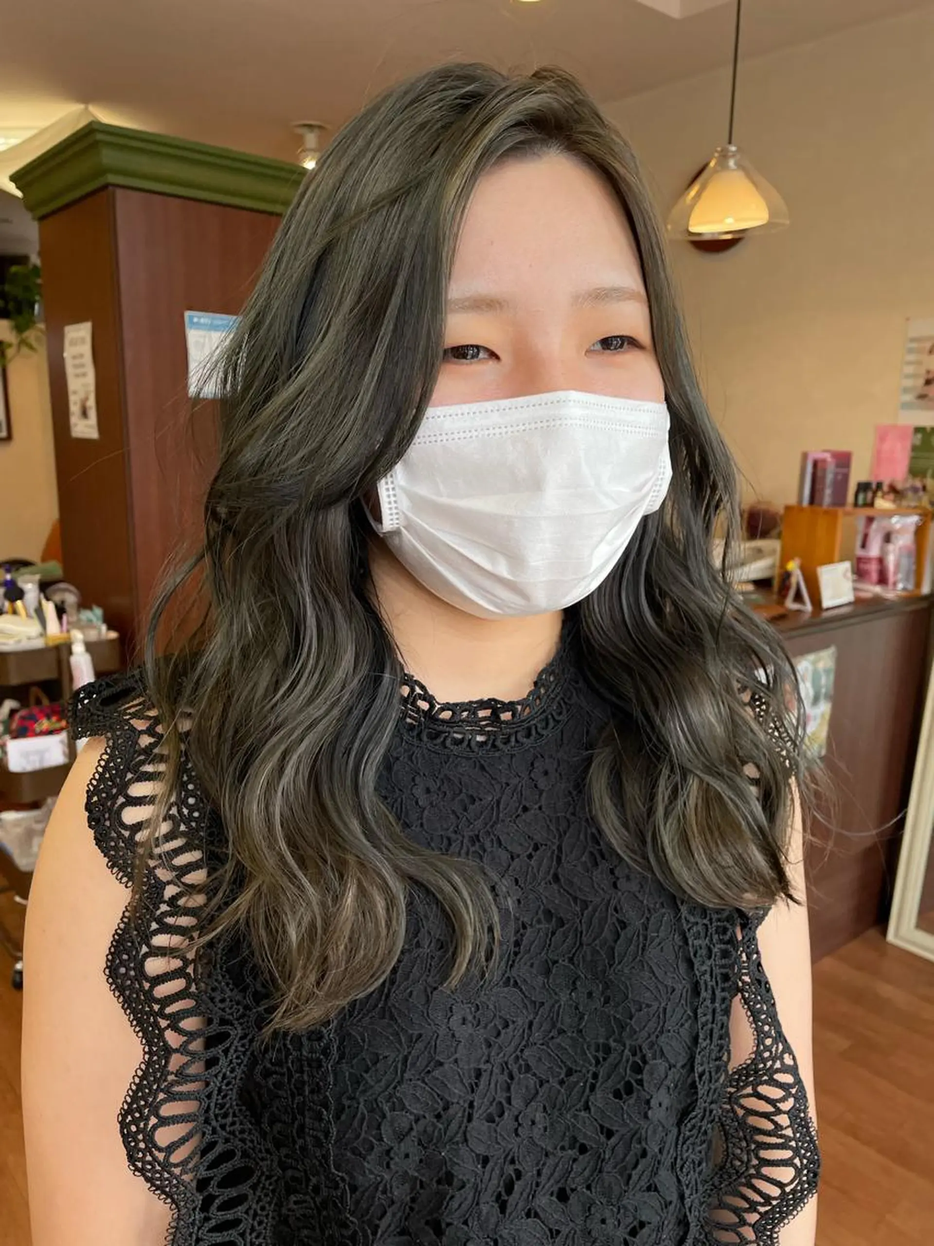 ロング カラー ヘアカラー Vyuha ビューハのヘアスタイル