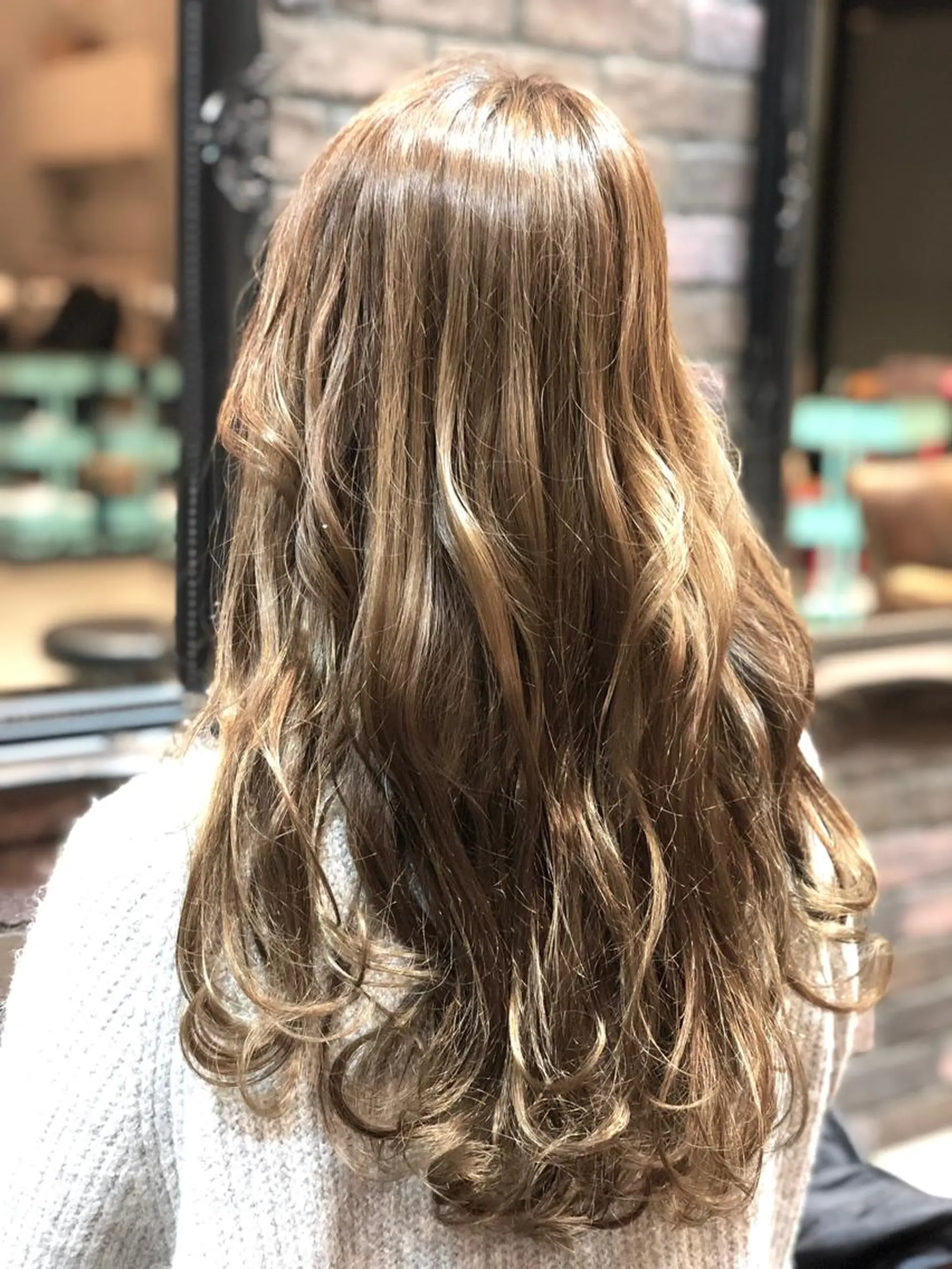 ロング カラー パーマ ヘアアレンジ カット ヘアカラー トリートメント olga所属・松尾謙佑【ハイライト LEDエクステ】のヘアスタイル