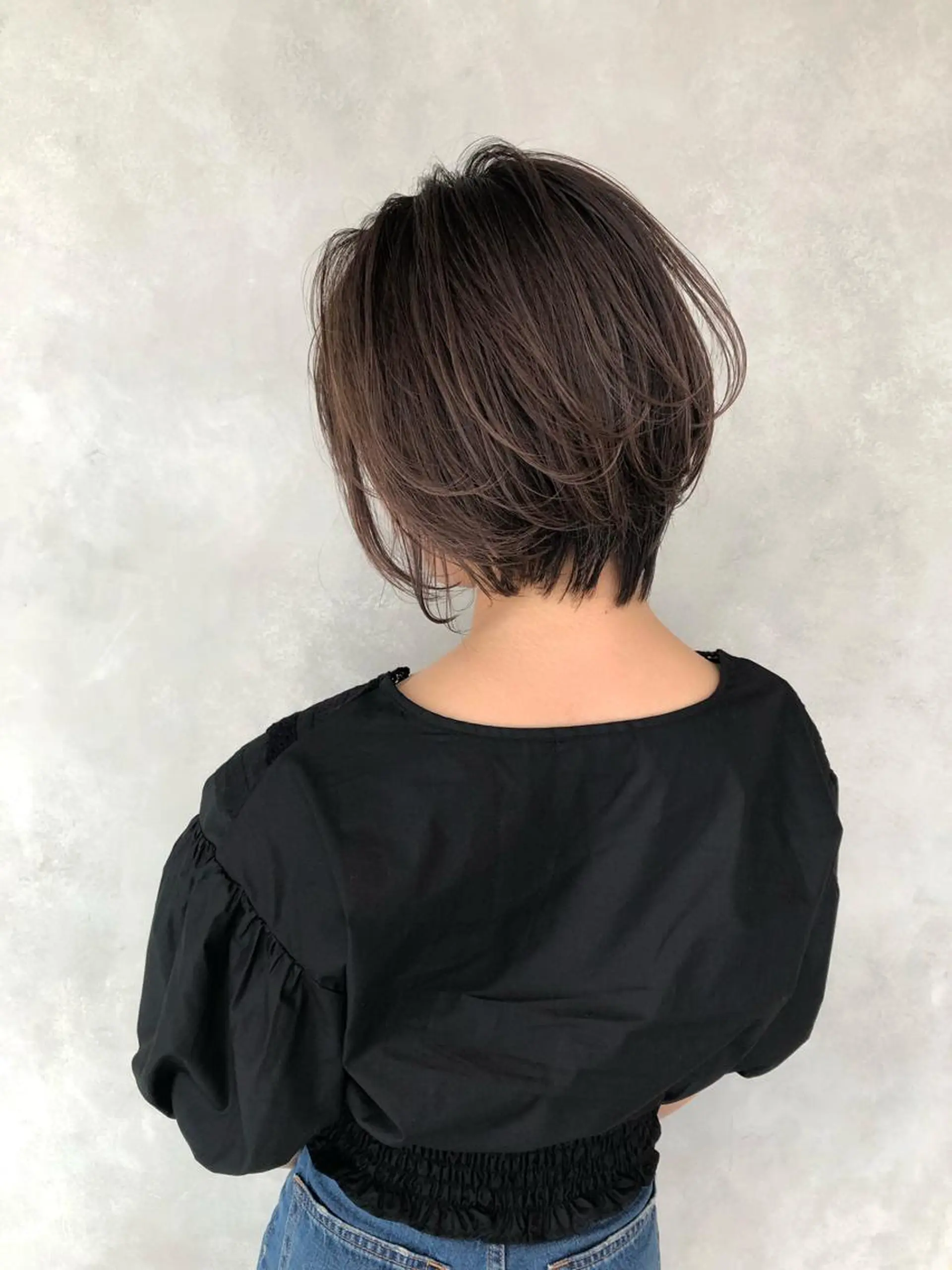 ショート カラー 艶カラー×似合わせ カットshihomiのヘアスタイル