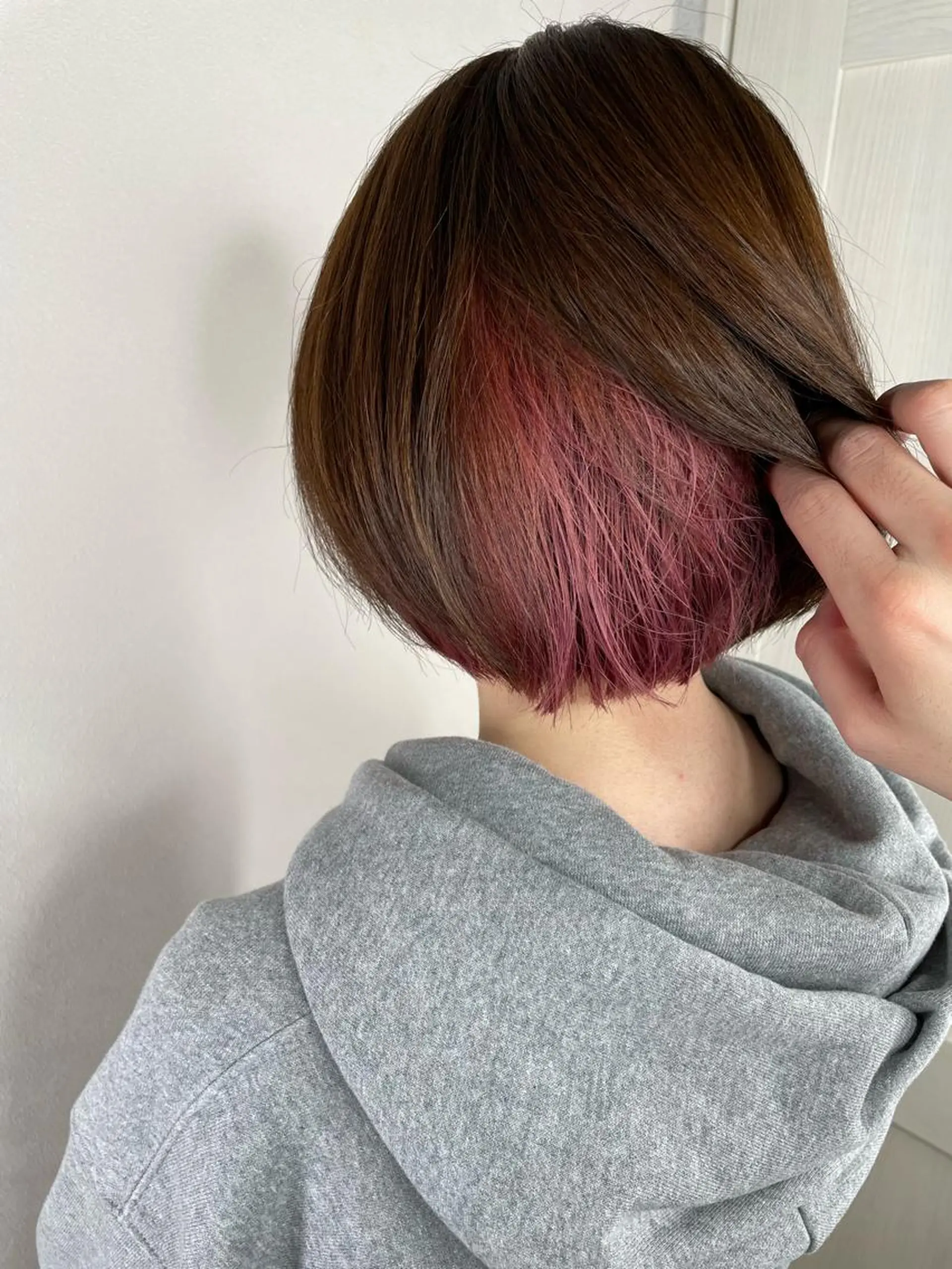 ショート カラー ピンクカラー 瀬川 雄太のヘアスタイル