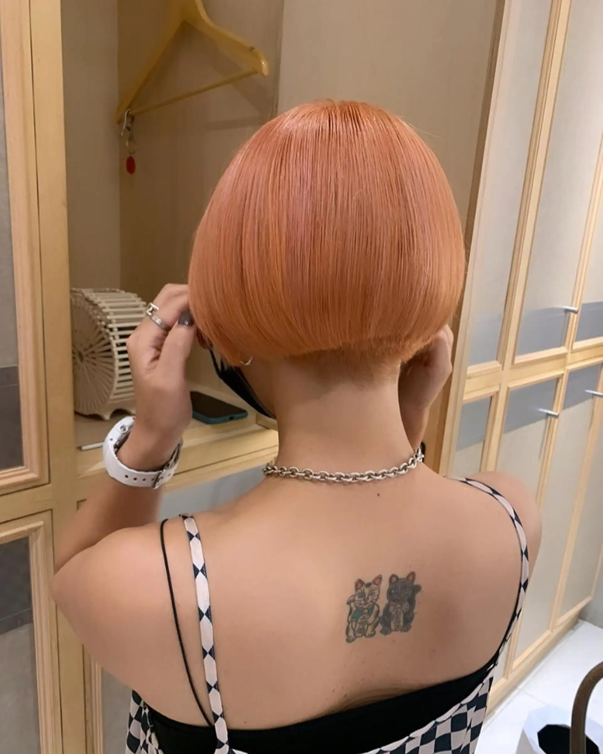 ショート ボブ ヘアカラー トリートメント 淡いハイトーンカラー レイヤーカットゆうかのヘアスタイル