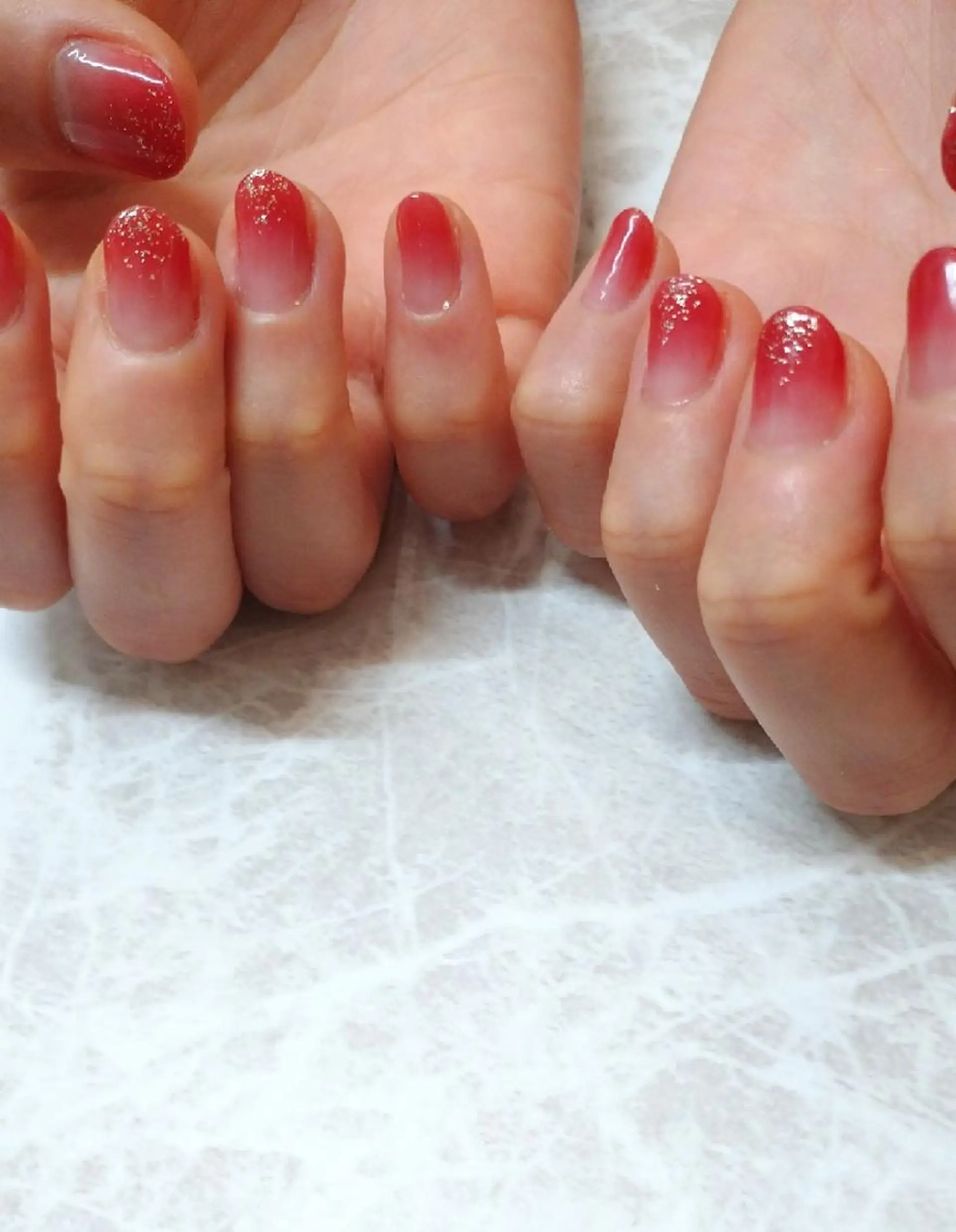 ネイル 赤色 ハンドネイル 會田 瑠衣のネイルデザイン