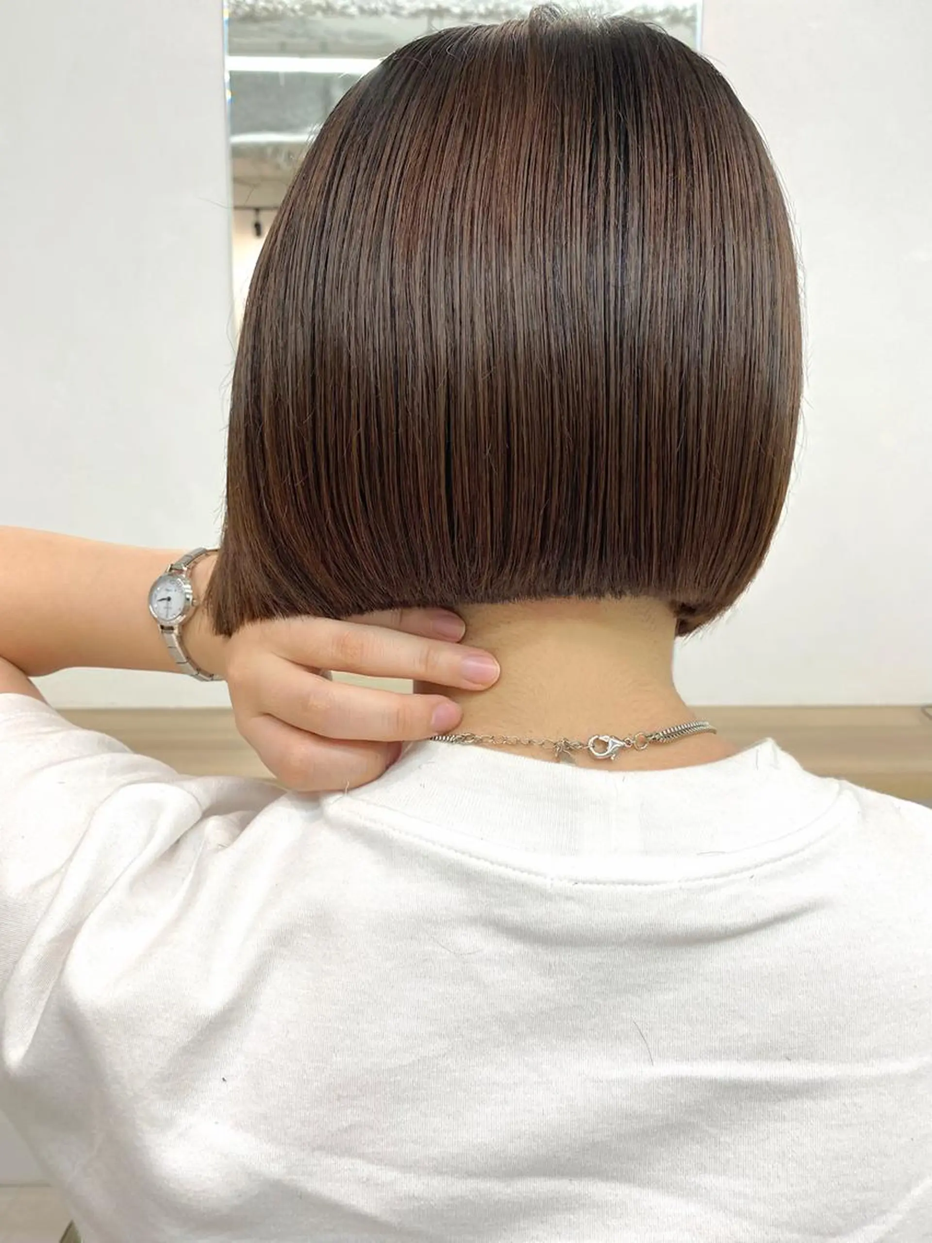 ショート カラー ボブ カット ヘアカラー lar 立川南口所属・レイヤーボブ/ボブ 仲川和人のヘアスタイル