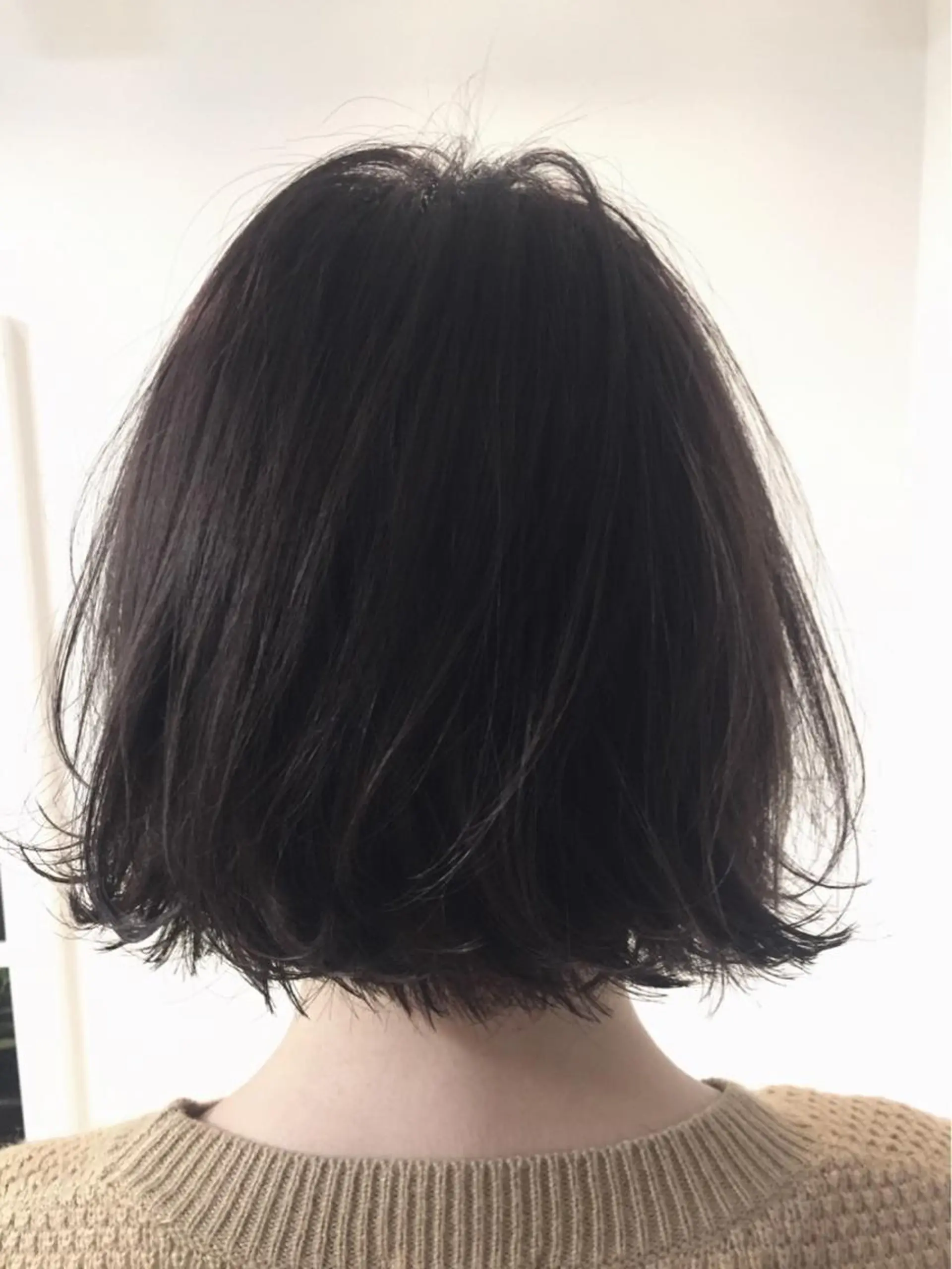 ショート カラー パーマ ヘアアレンジ グレージュ ボブ 外ハネヘア カット ヘアカラー トリートメント ヘアセット ✨ハイクオリティ✨ 山本香也のヘアスタイル
