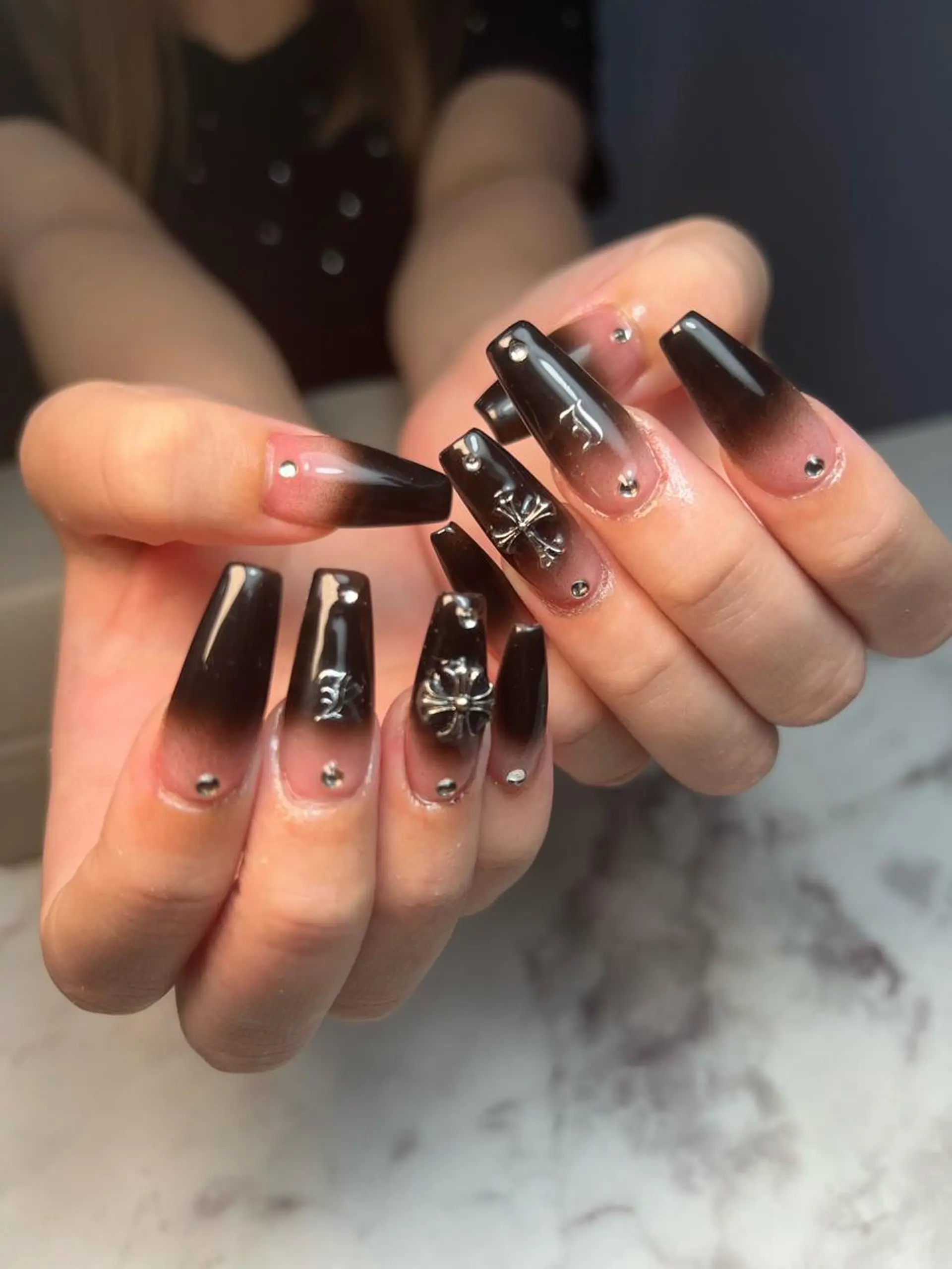 ネイル Nail Salon L'arc所属・💊大阪/心斎橋 moni🧠のネイルデザイン