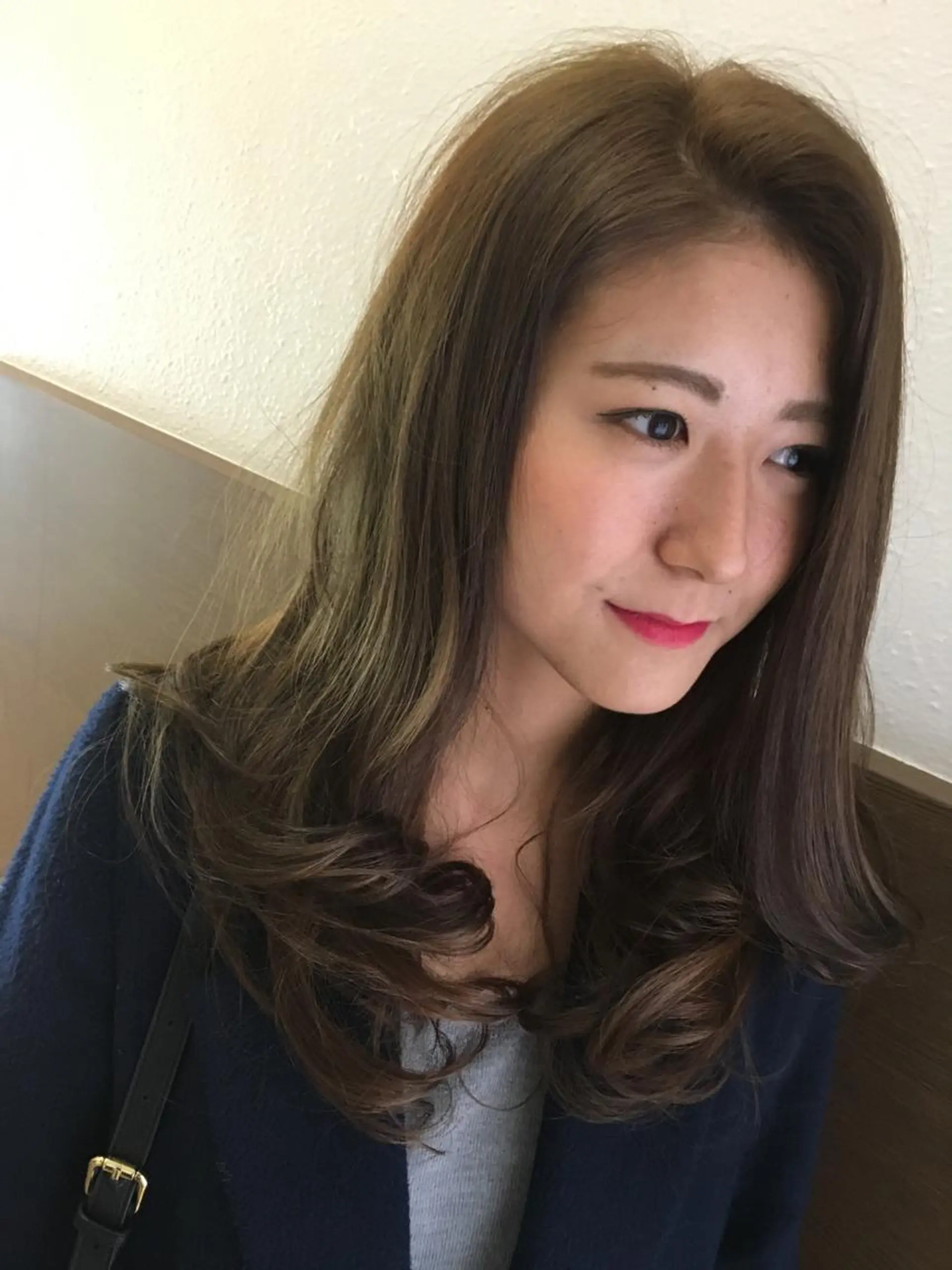セミロング かねやす ゆなのヘアスタイル
