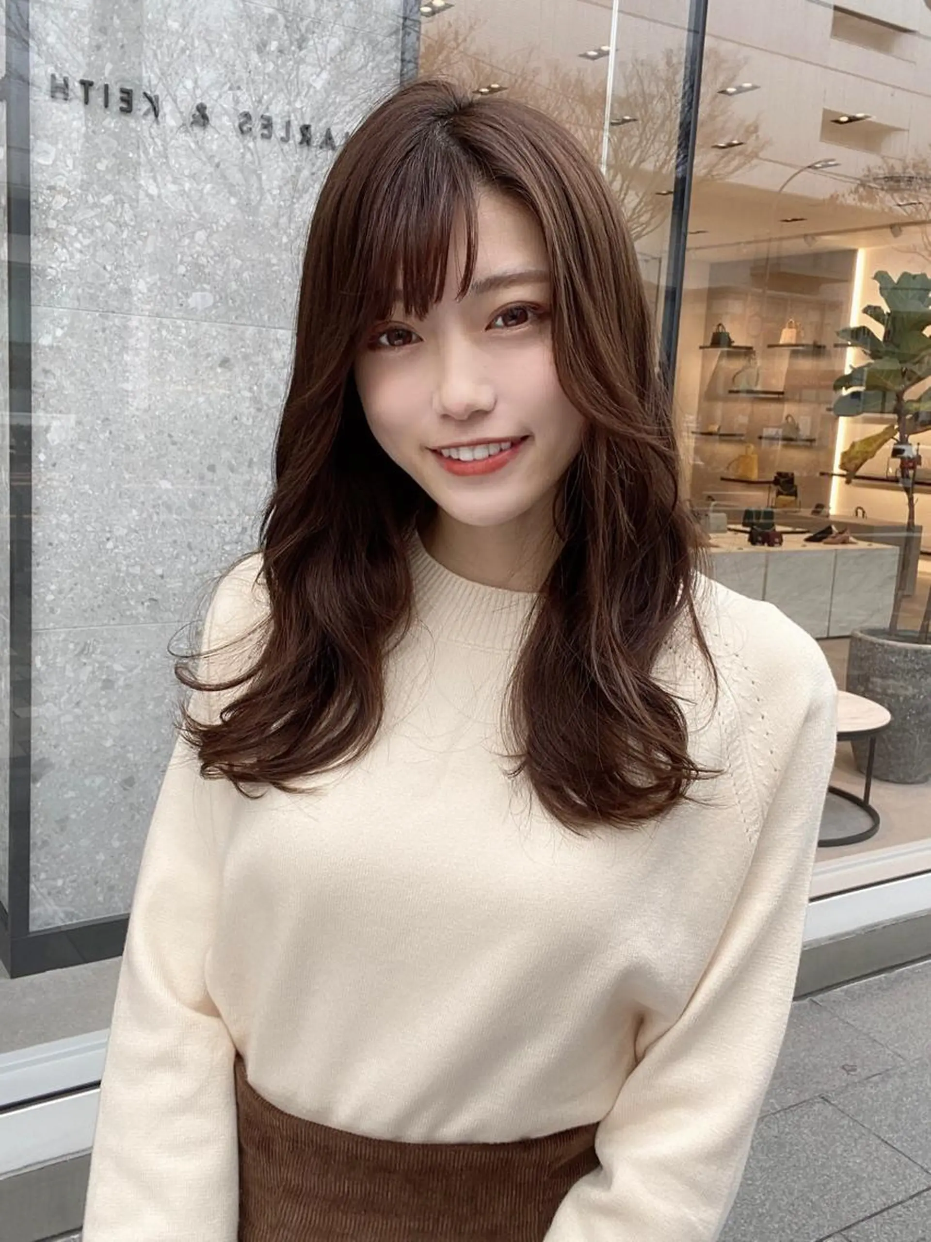 セミロング カラー バレイヤージュ ブリーチ ケアブリーチ ダブルカラー ハイライトカラー カット ヘアカラー トリートメント 新宿✨顔周りカット 韓国ヘア/坂本亜裟海のヘアスタイル