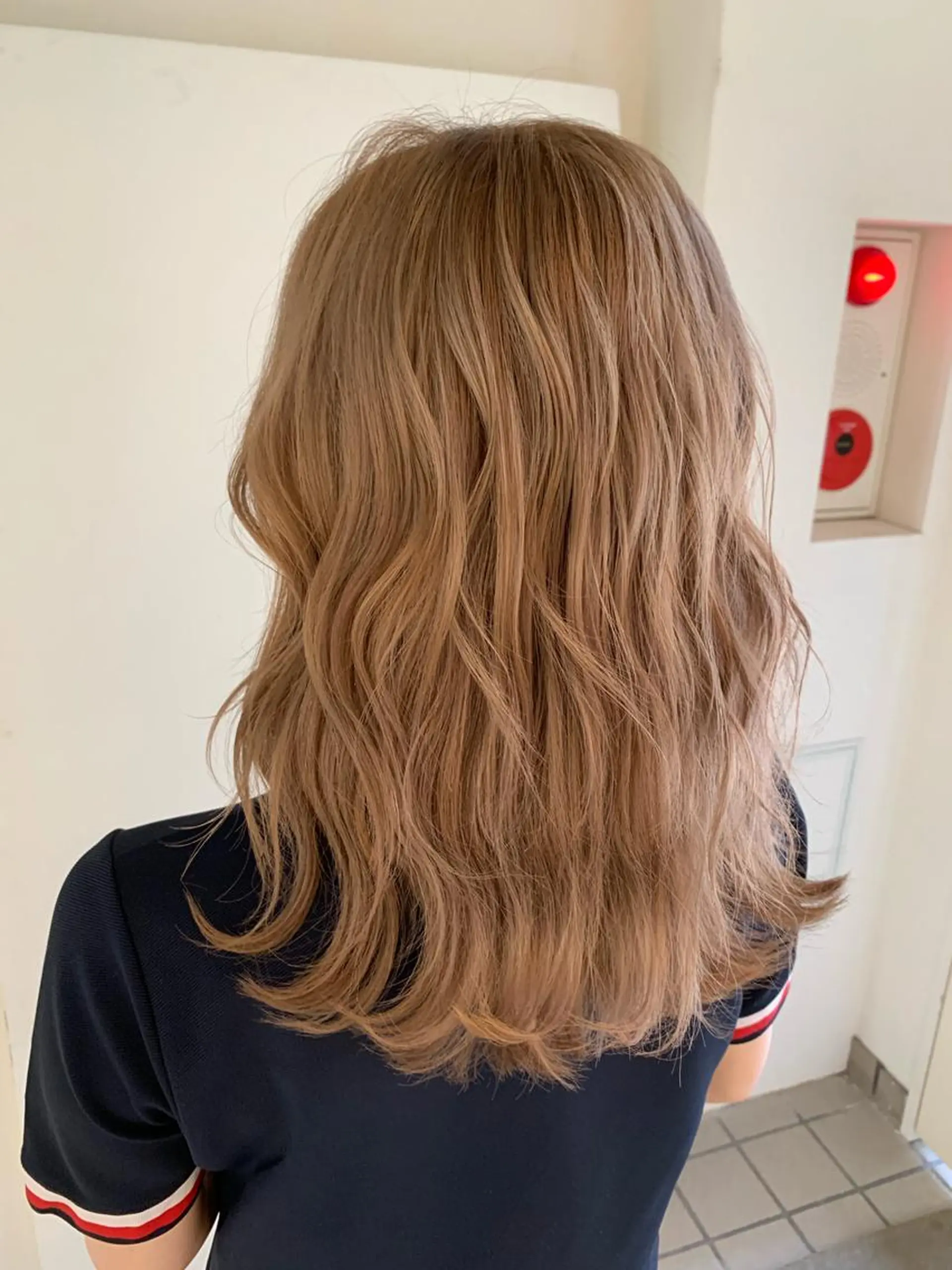 ミディアム 渡辺 健太のヘアスタイル