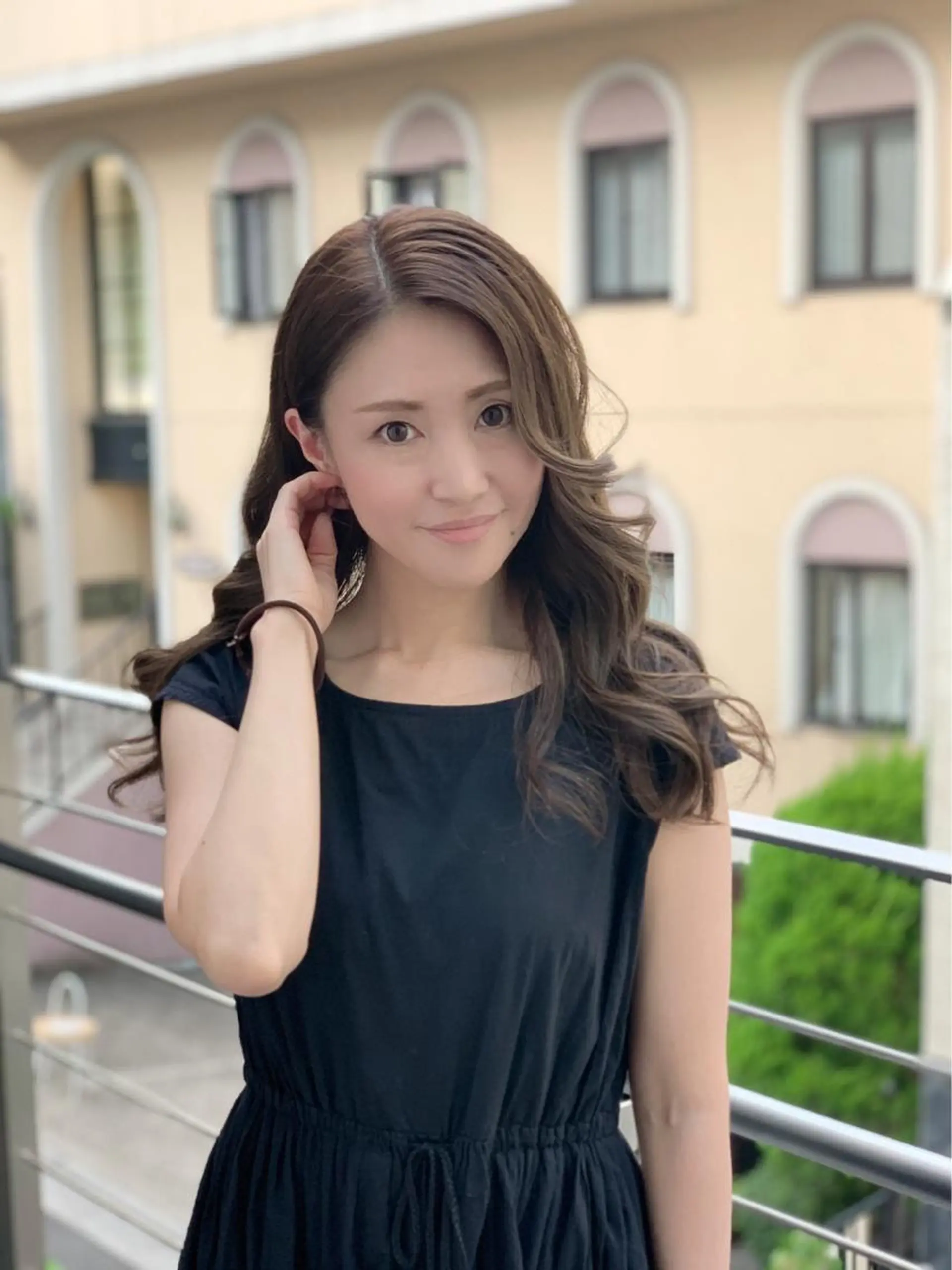 ロング カラー ヘアアレンジ ブリーチ カシス グレージュ ブリーチなしカラー 縮毛矯正 トリートメント BRAIDS💎愛子 大人ハイライト💎のヘアスタイル