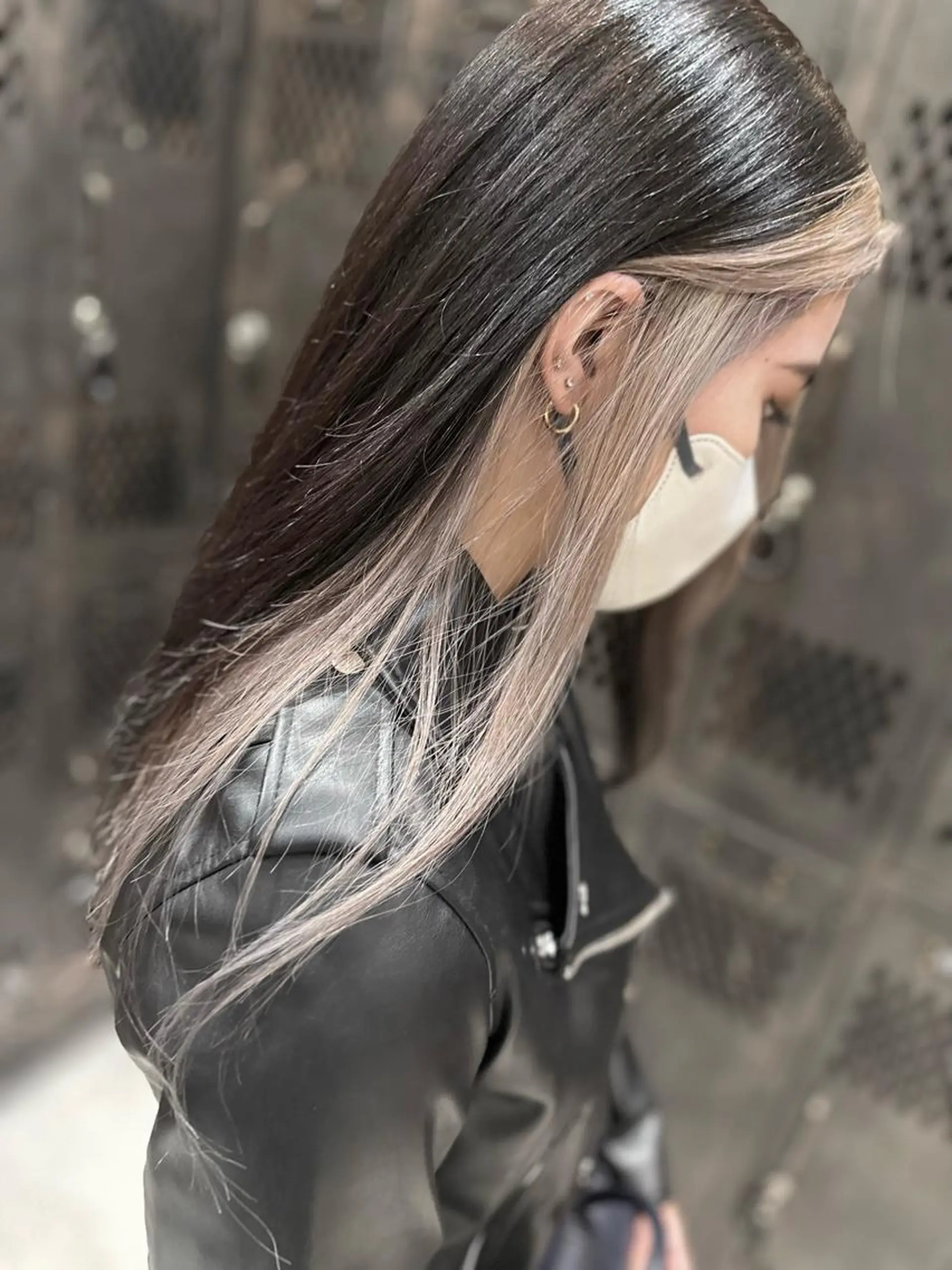 ロング 🔷ブリーチバレイヤ ージュ🔷飯野達也のヘアスタイル