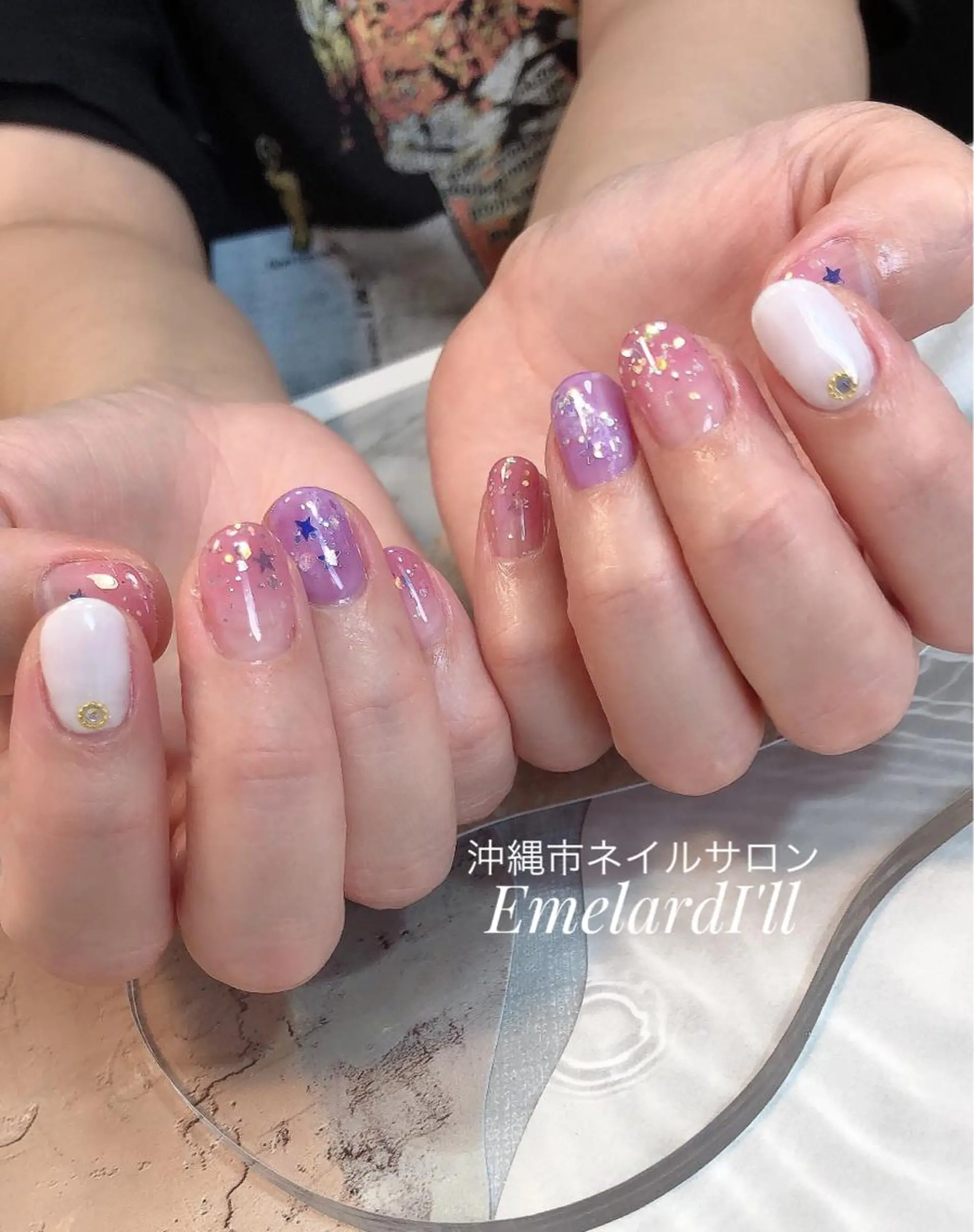 ネイル ラメ(グリッター) 沖縄市ネイルサロン エメラルドアイルのネイルデザイン