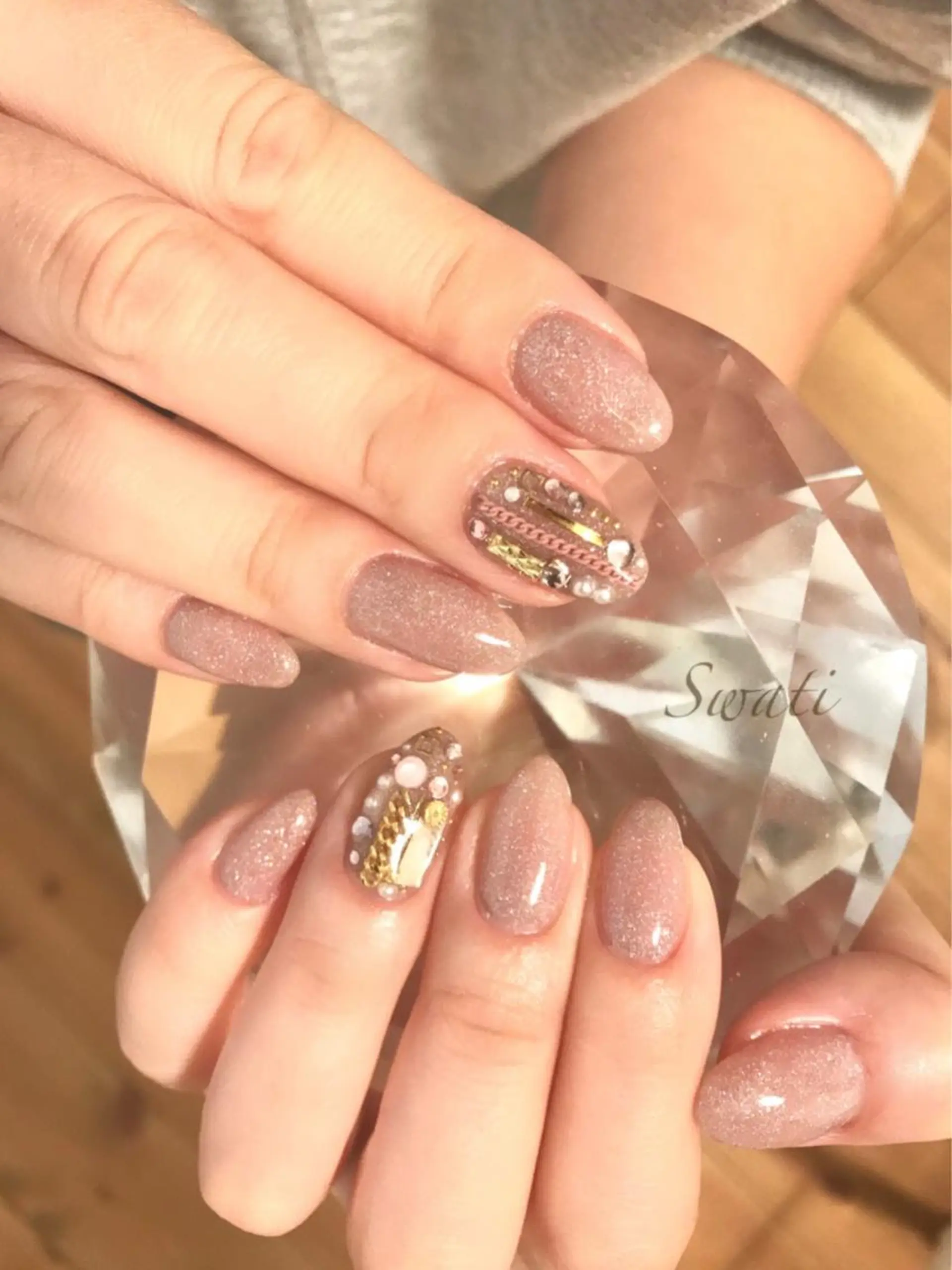 ネイル アートネイル オフィスネイル ピンク シンプルネイル ブライダルネイル yuko （ネイリスト）のネイルデザイン