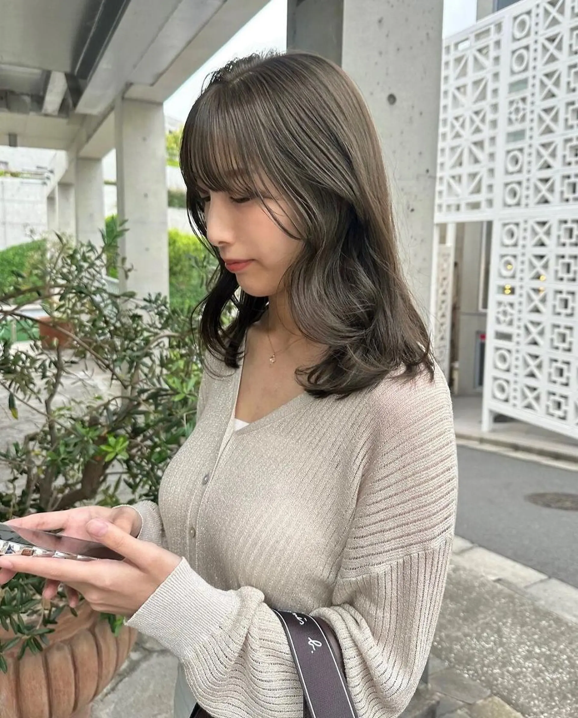 ミディアム 🎀韓国/艶髪/暗髪 🎀 柚月🫧立川駅のヘアスタイル