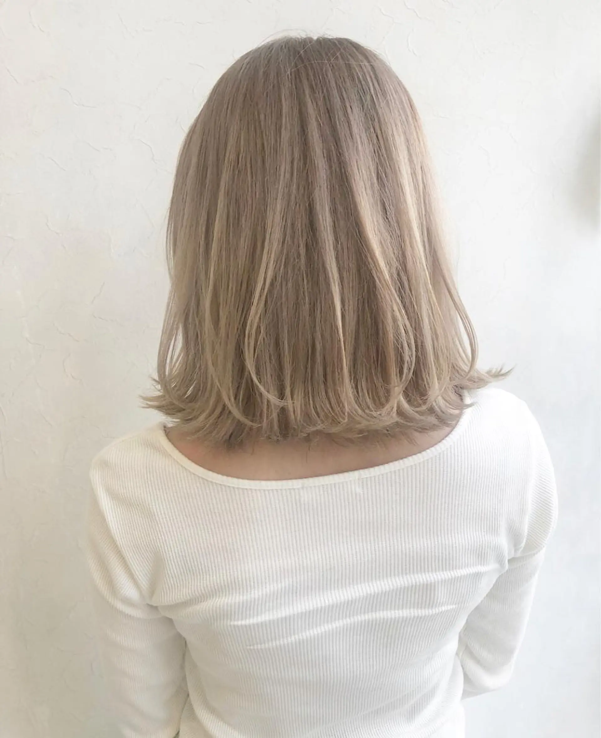 ミディアム カラー nakahara madokaのヘアスタイル