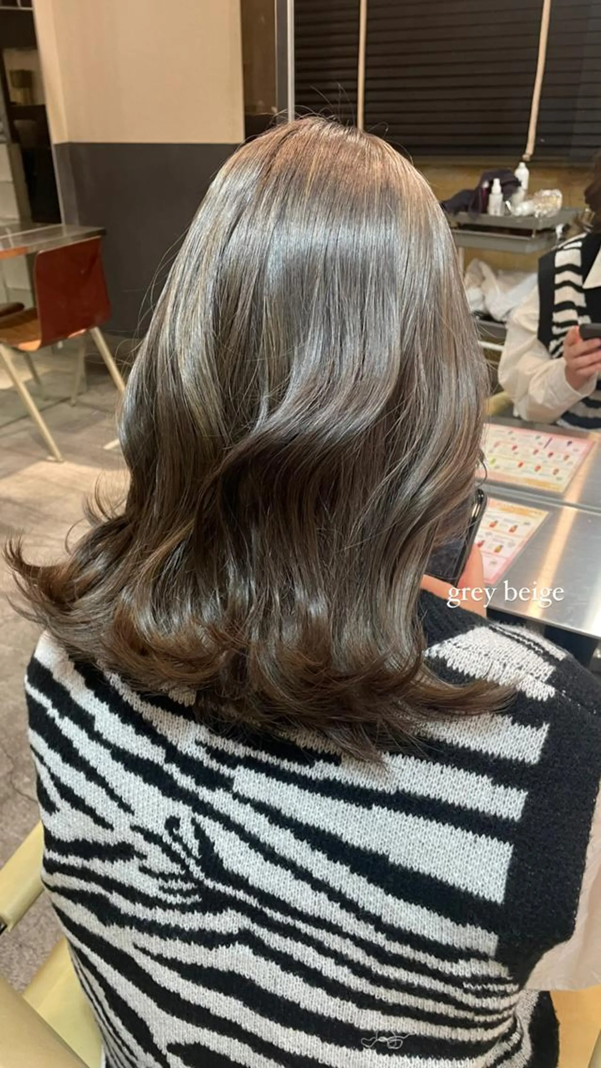 ミディアム カラー グレージュ ヘアカラー トリートメント ショートカット募集中 /NAGISAのヘアスタイル