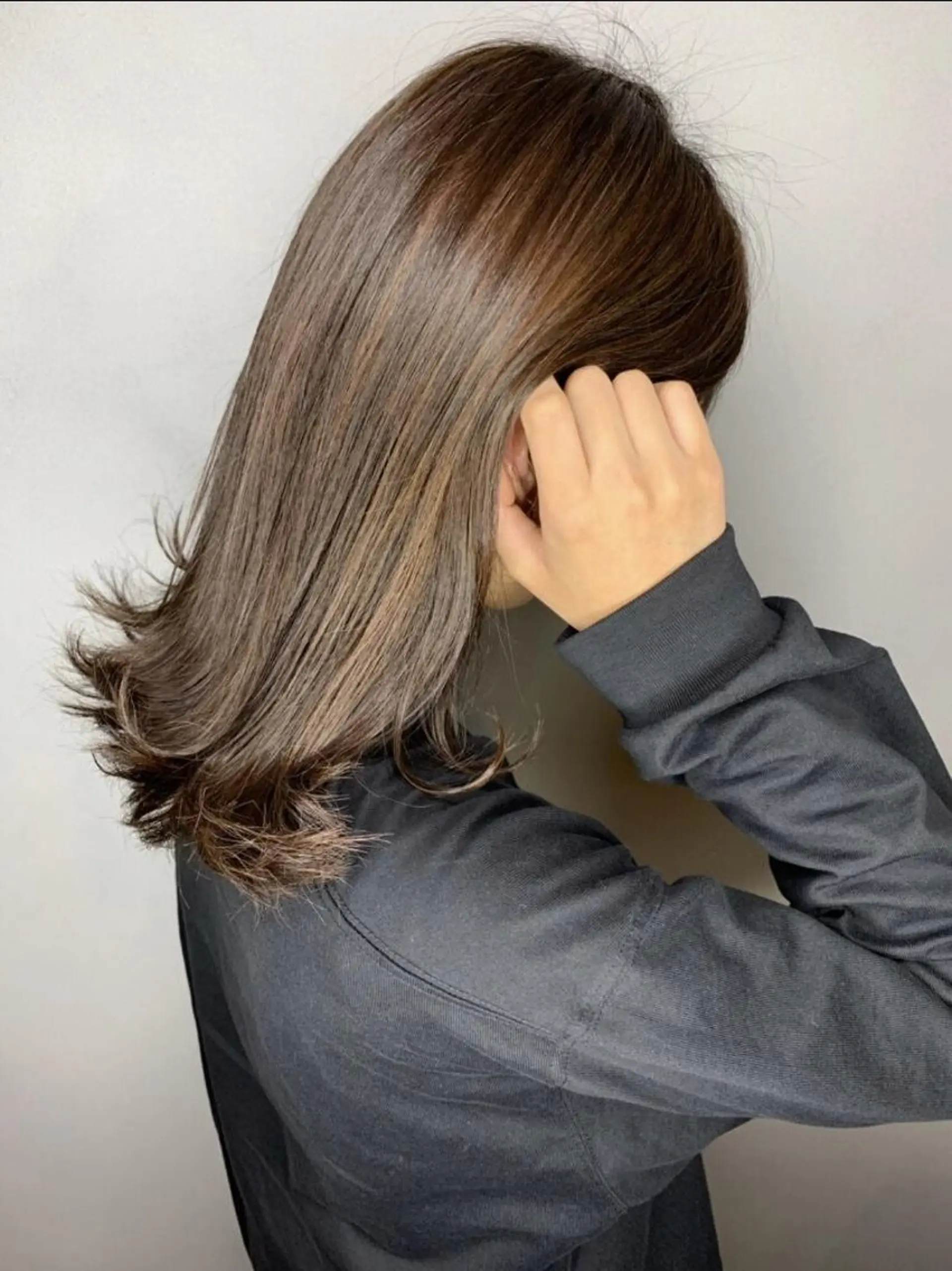 ミディアム カラー カット ヘアカラー トリートメント SOURCE 堺東のヘアスタイル