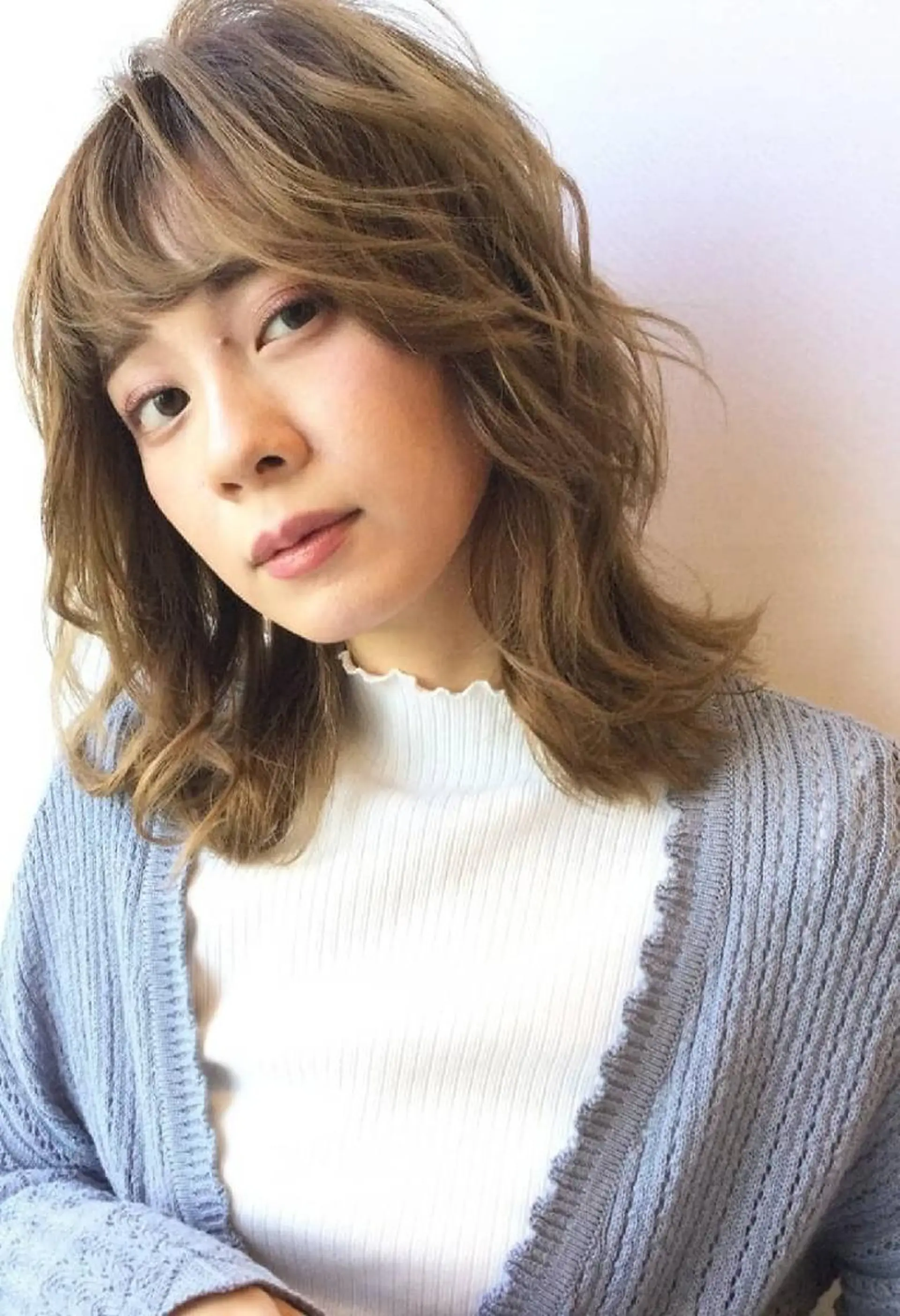 カラー ミディアム カット ヘアカラー ブリーチ/ヘアケア/ 艶髪/イギチハルのヘアスタイル