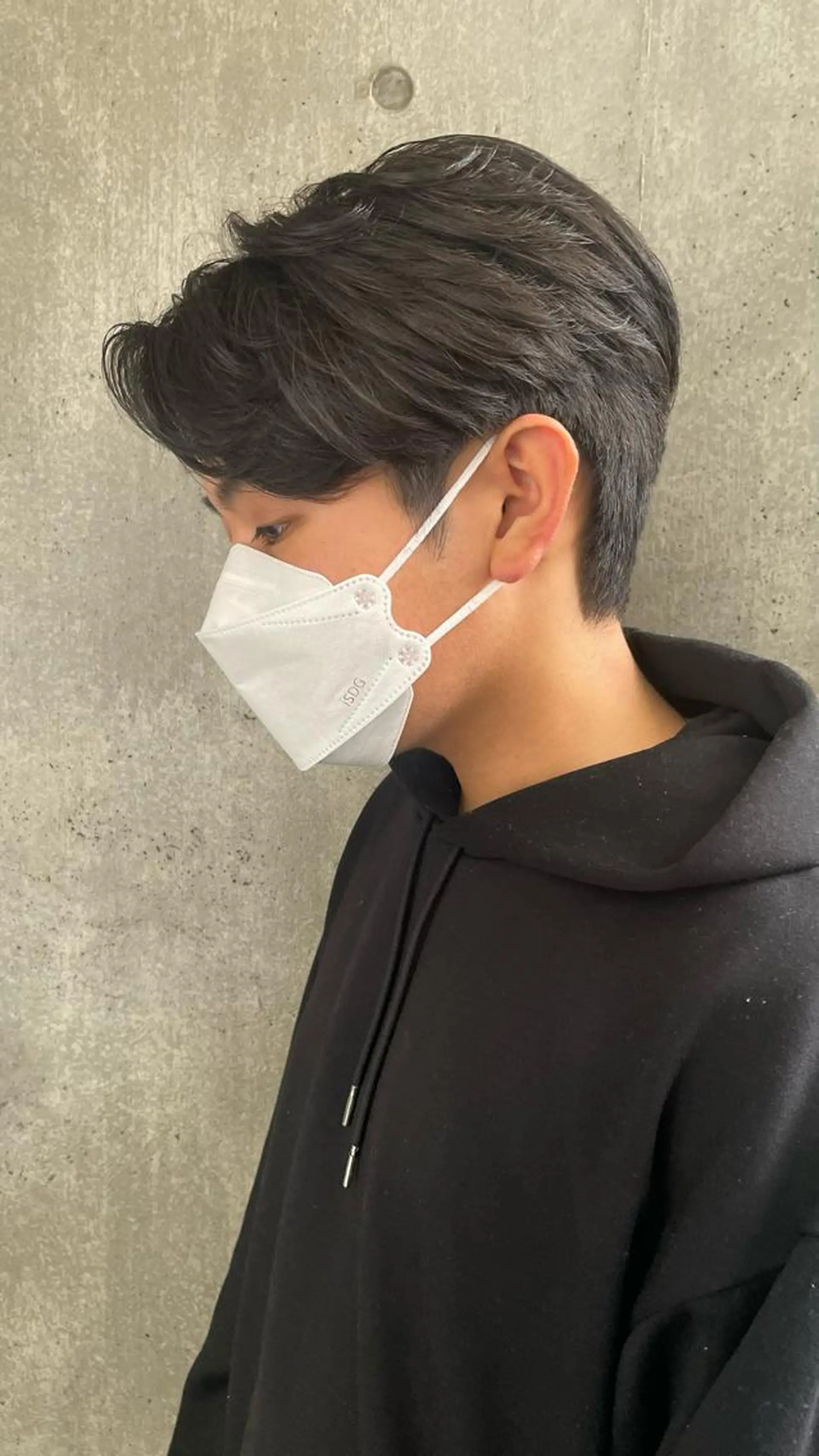 パーマ メンズ センターパート カルマパーマ メンズ韓国風 メンズパーマ メンズショート 松本平太郎美容室大宮店所属・もりたみかこ 美容師お休み中のヘアスタイル