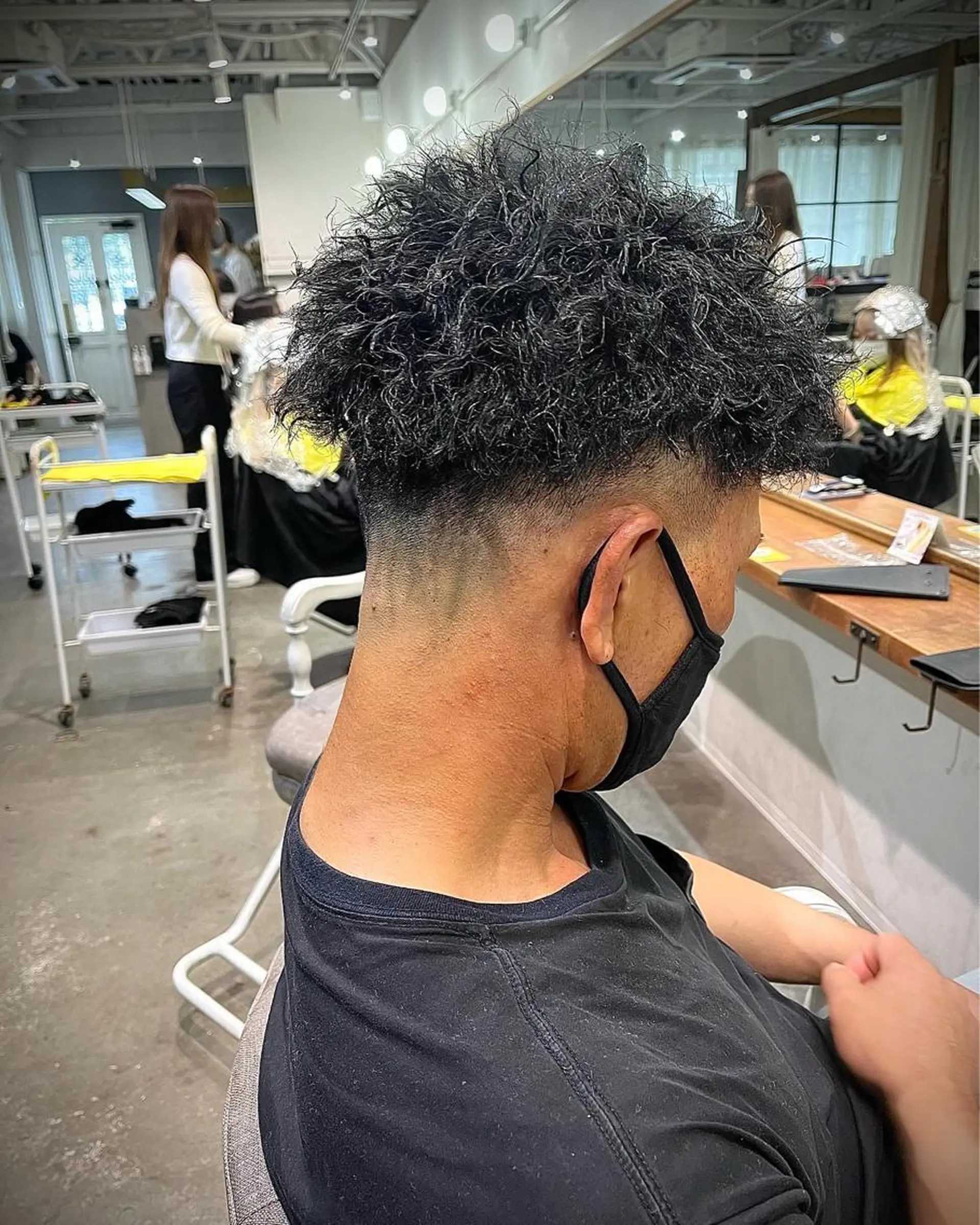 ショート パーマ メンズ アイブロウ フェードカット メンズパーマ メンズアイブロウ 京都駅メンズカット/ パーマ/Keigoのヘアスタイル