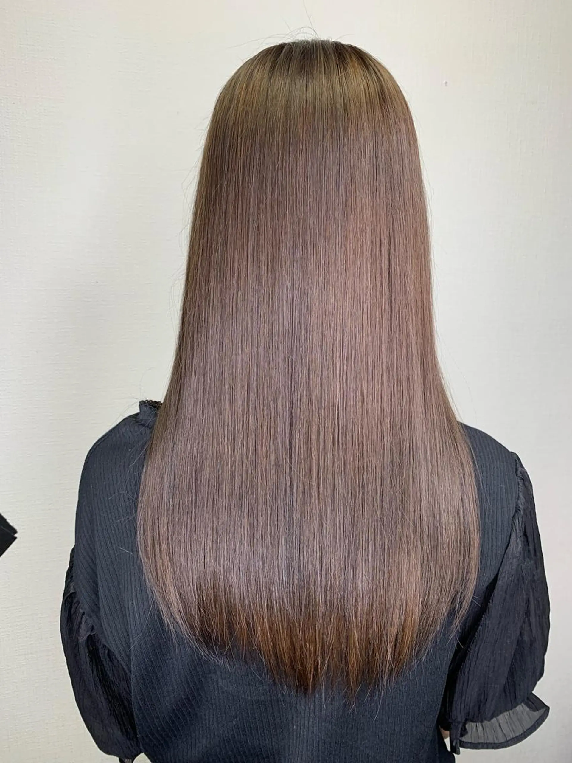 ロング 縮毛矯正 袴田 伊代のヘアスタイル