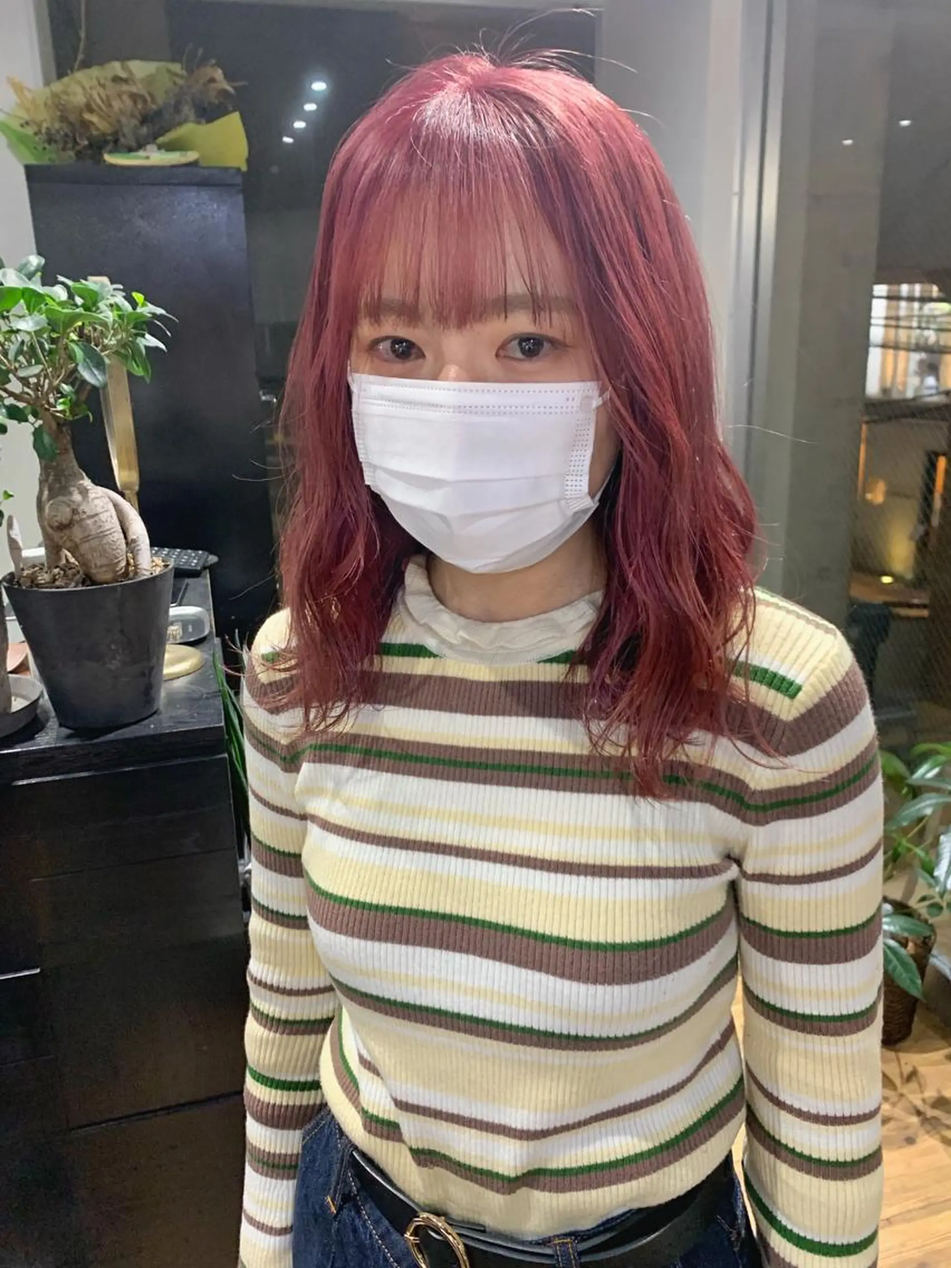 ミディアム カラー アッシュ グレージュ ラベンダーカラー ラベンダーピンク ピンクカラー ミルクティーベージュ ブリーチ 清水ひとみのヘアスタイル