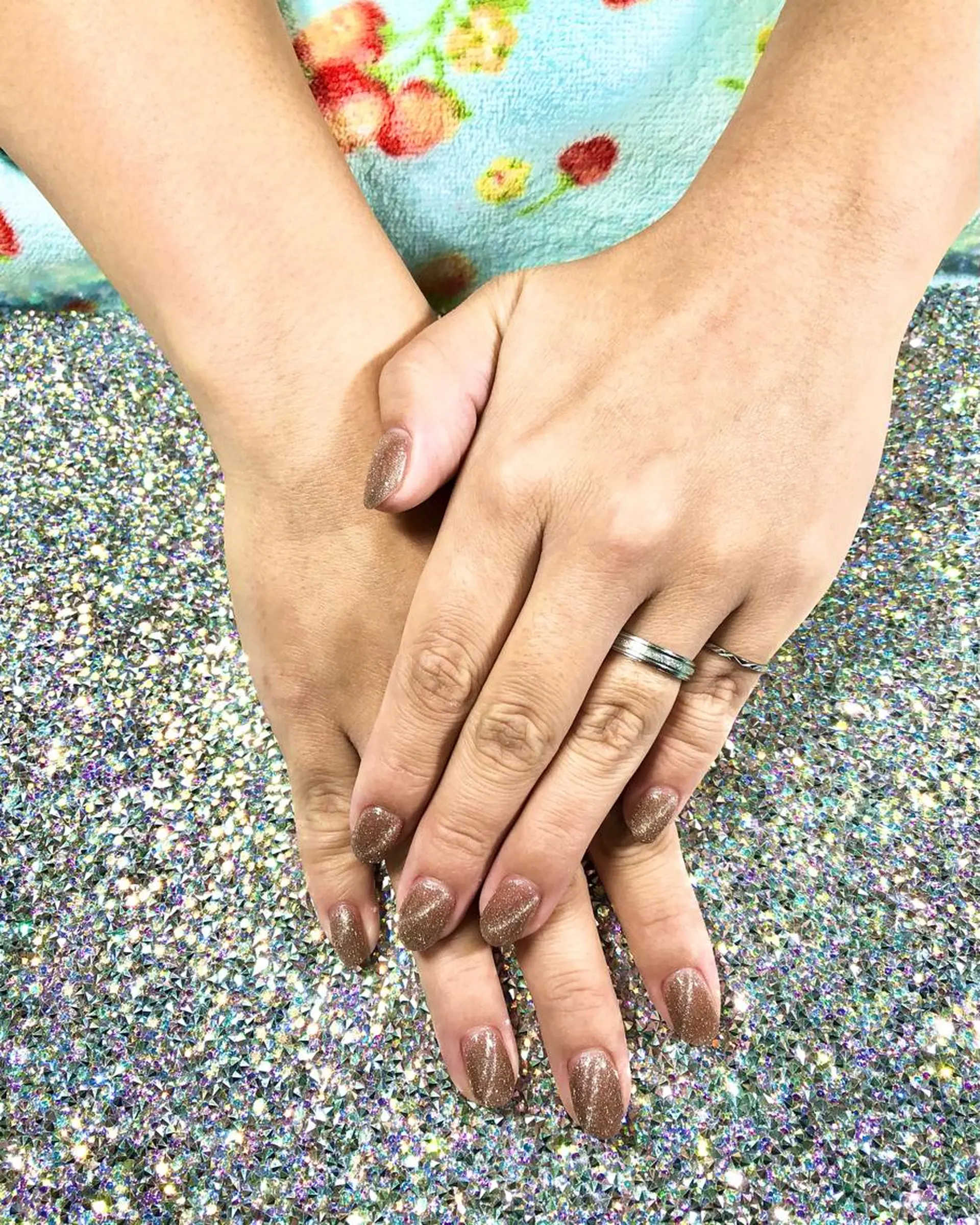 ネイル ゴールド ラメ(グリッター) マグネットネイル ハンドネイル Tairacchi ﾀｲﾗｯﾁのエステ・リラクイメージ