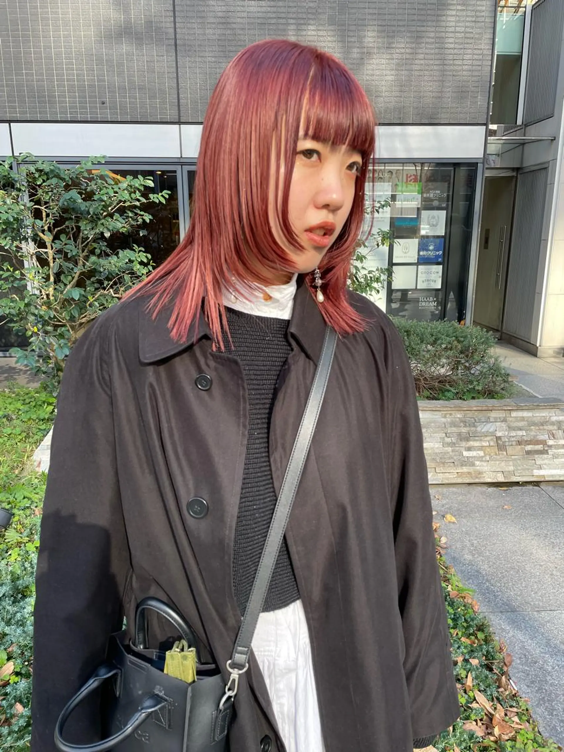 ミディアム カラー パーマ ヘアアレンジ メンズ キッズ ネイル マツエク・マツパ アイブロウ ピンクカラー カラーマツエク ピンク カット ヘアカラー トリートメント tatsumi/ボブ ウルフ/レイヤーのヘアスタイル