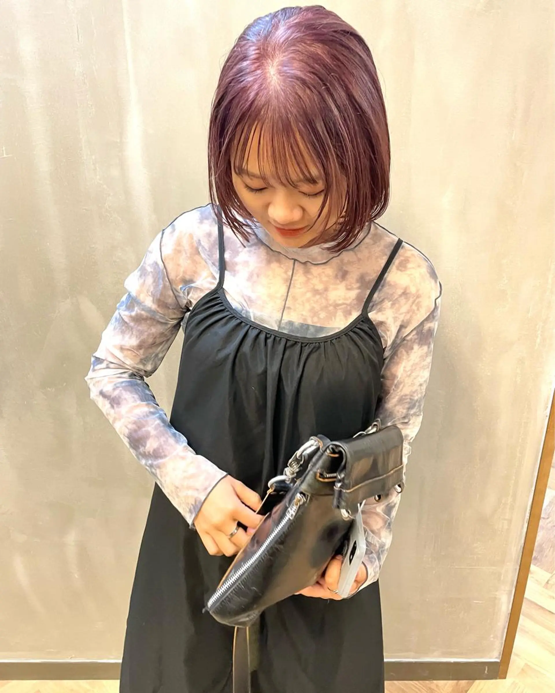 ミディアム カラー パーマ ヘアアレンジ メンズ キッズ ネイル マツエク・マツパ アイブロウ ベージュカラー ラベンダーカラー ラベンダーベージュ カット ヘアカラー トリートメント tatsumi/ボブ ウルフ/レイヤーのヘアスタイル