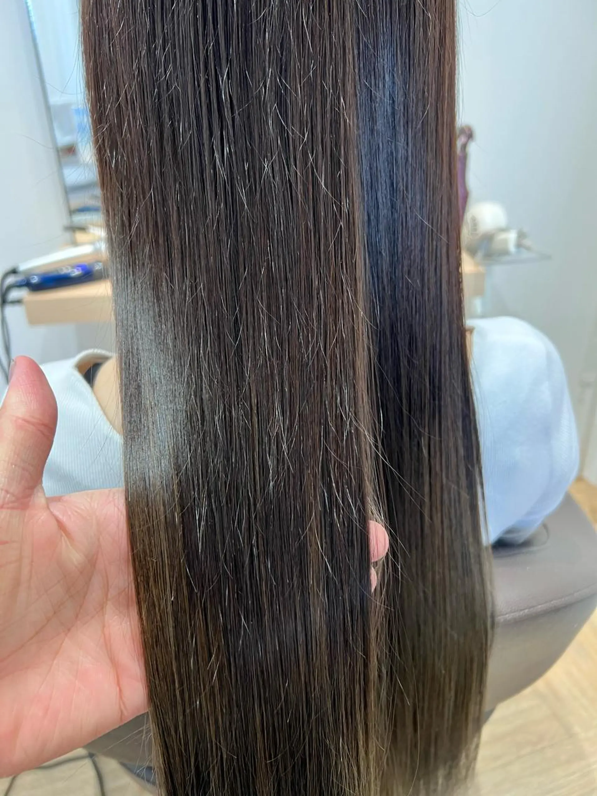 ロング カラー 髪質改善 カット ヘアカラー AVANCE.西宮北口所属・白髪ぼかし/髪質改善 梅原響輝のヘアスタイル