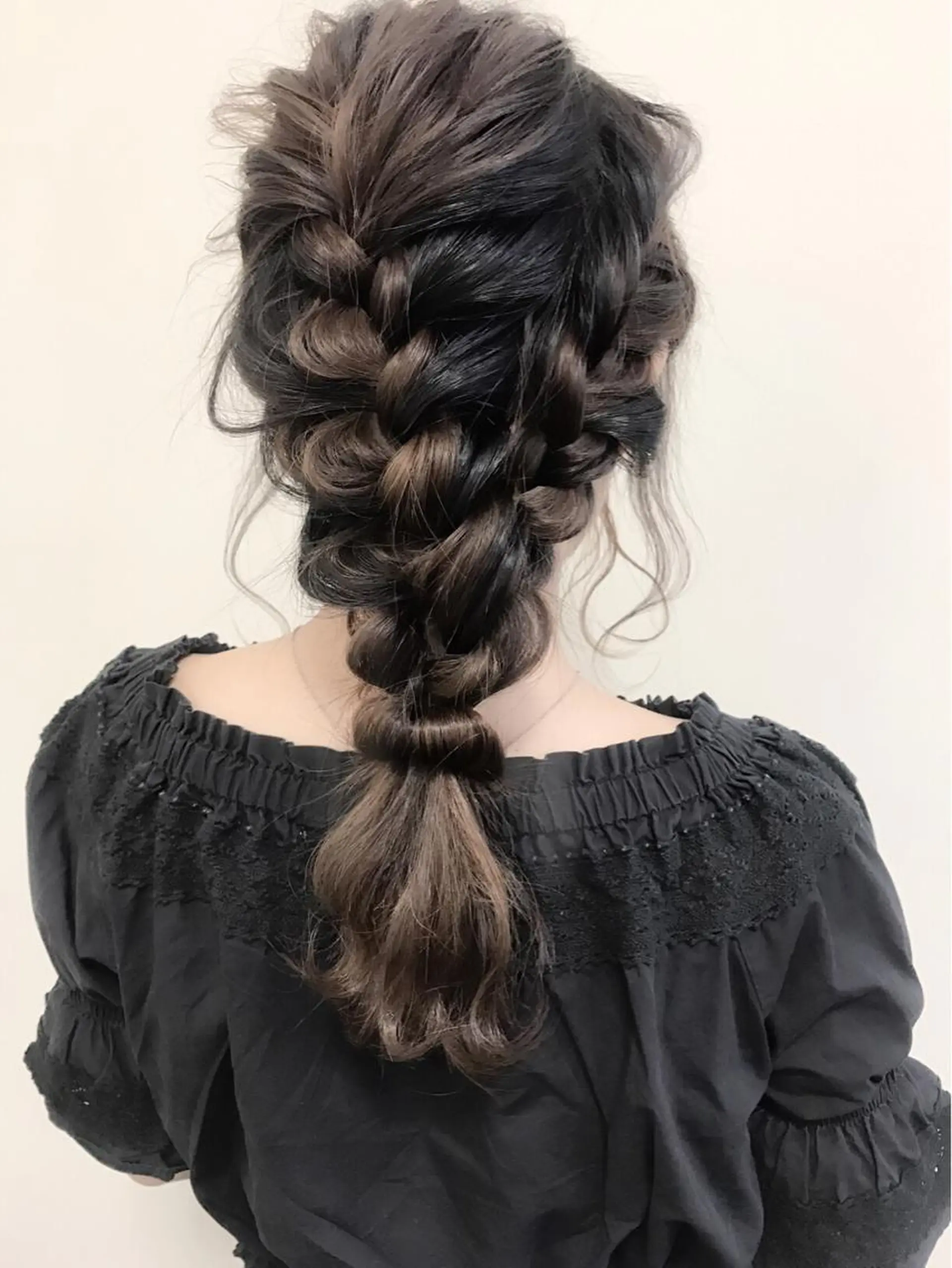 ロング ヘアアレンジ 沢田 瞳のヘアスタイル