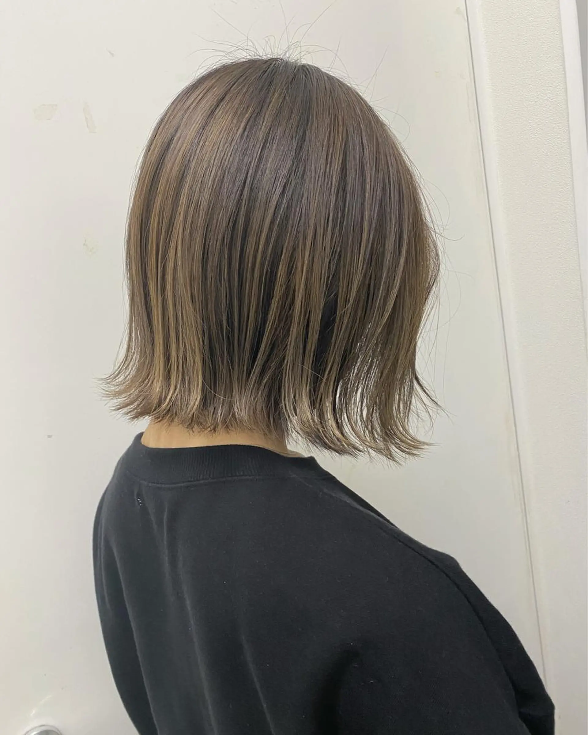 ショート カラー 石田 優菜のヘアスタイル