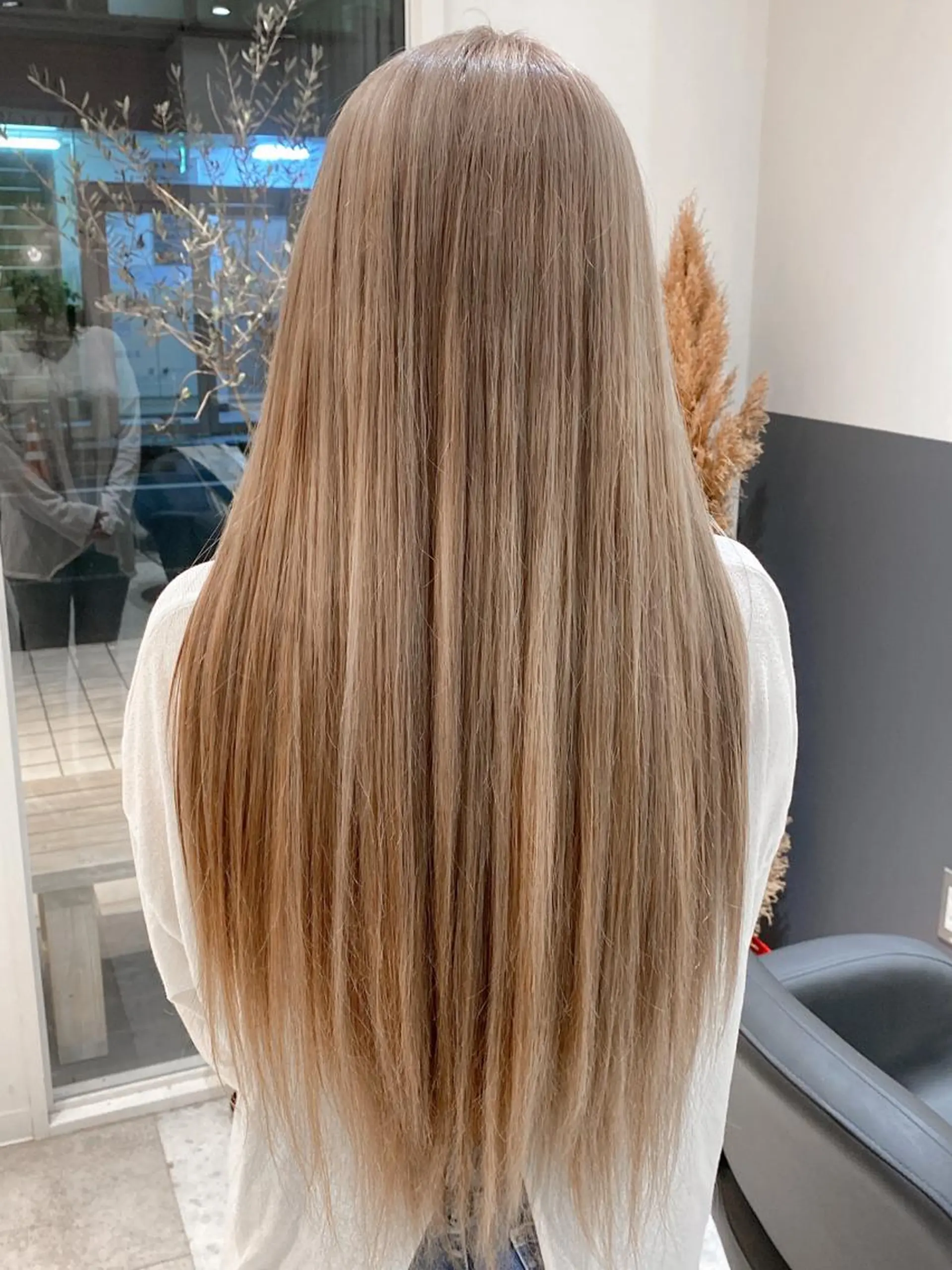 ロング カラー ヘアカラー トリートメント LA KING GINZA TOKYO所属・🧡ショートの達人 🧡SHOのヘアスタイル