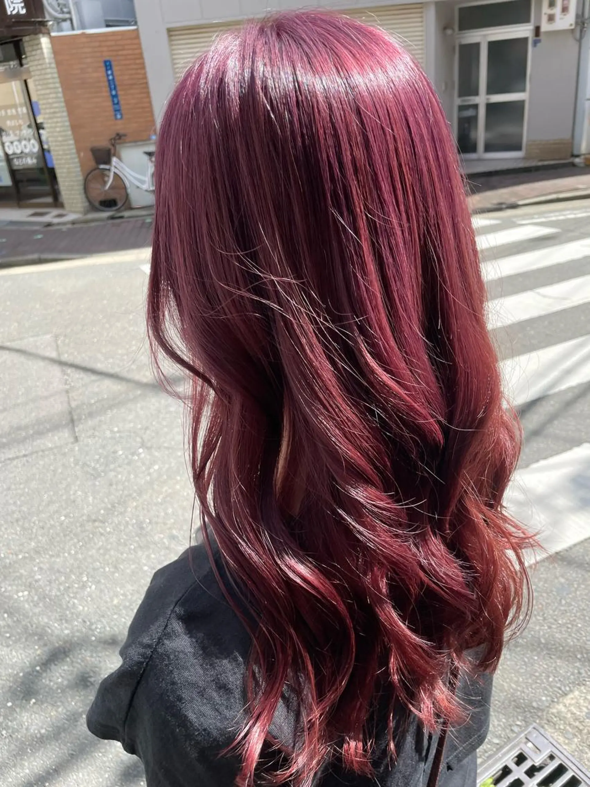 ロング カラー シモダ クルミのヘアスタイル
