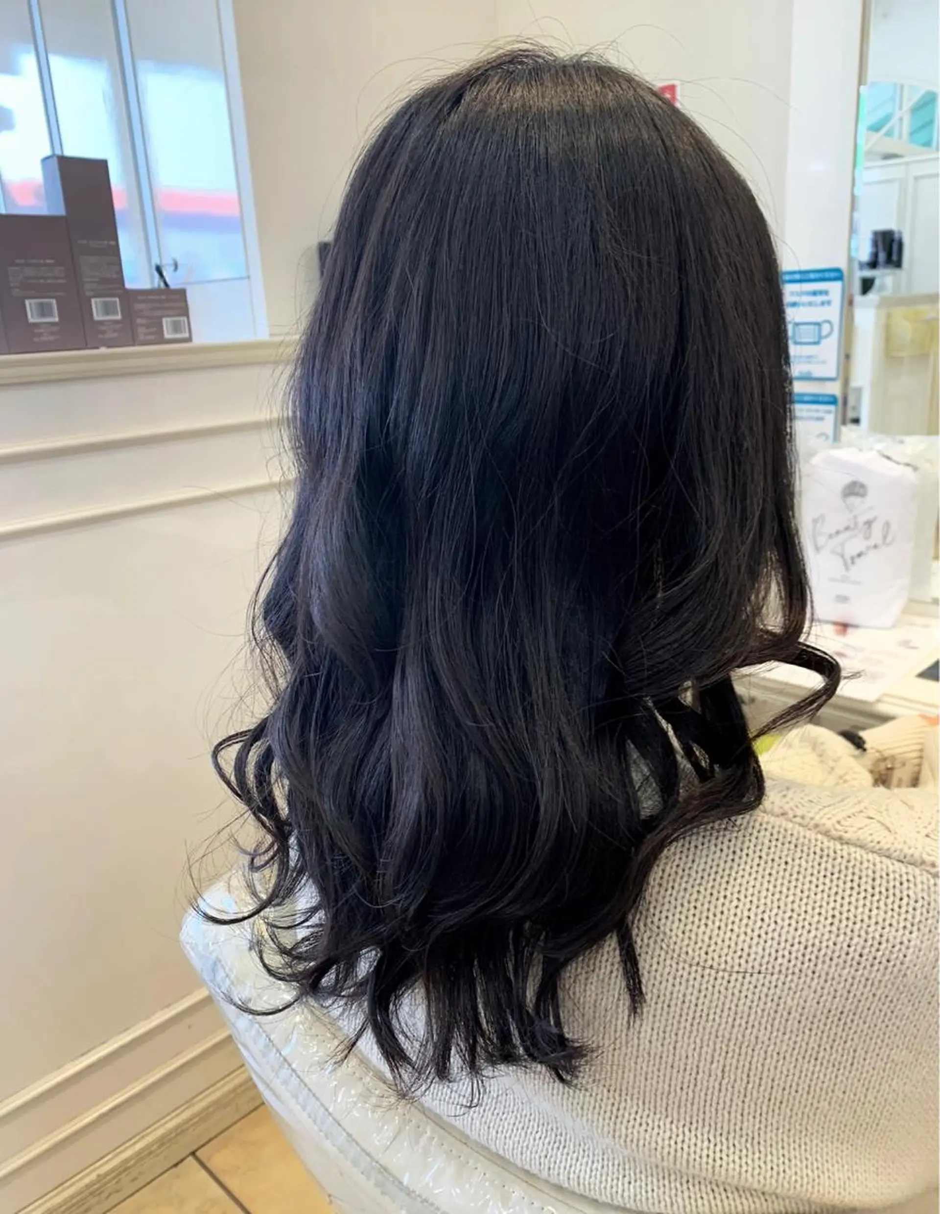 ロング カット トリートメント 岩本 菖のヘアスタイル