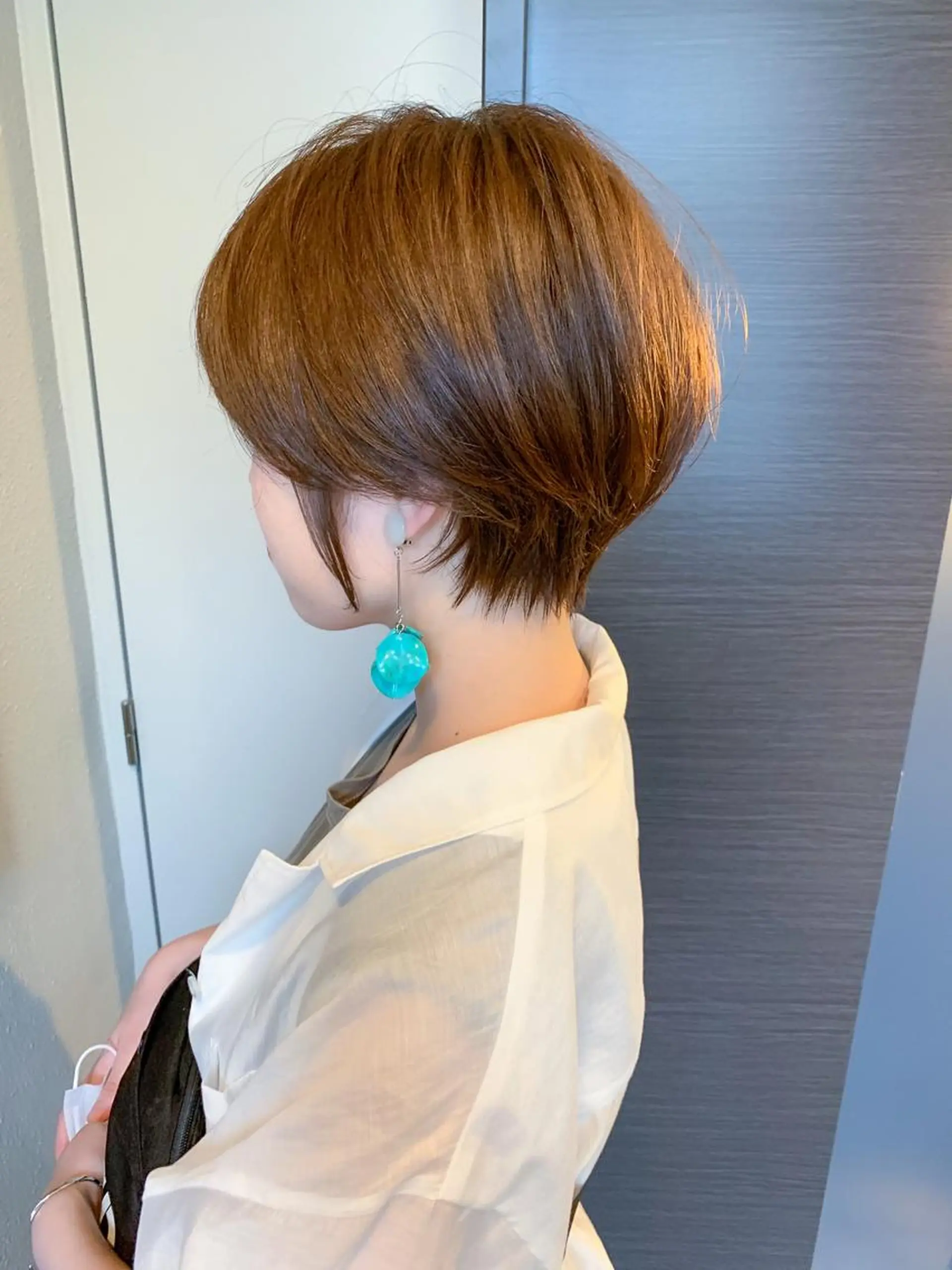 ショート 切りっぱなしボブ ショートボブ ハンサムショート 丸みショート ボブ Lond enikaのヘアスタイル