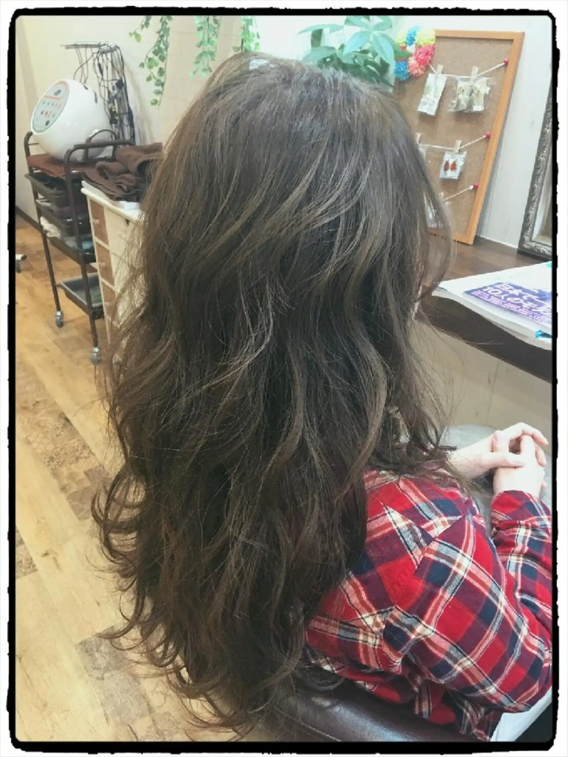 ロング カラー ベージュカラー 透明感カラー イルミナカラー カット ヘアカラー RIN hair factory所属・松本 清輝のヘアスタイル