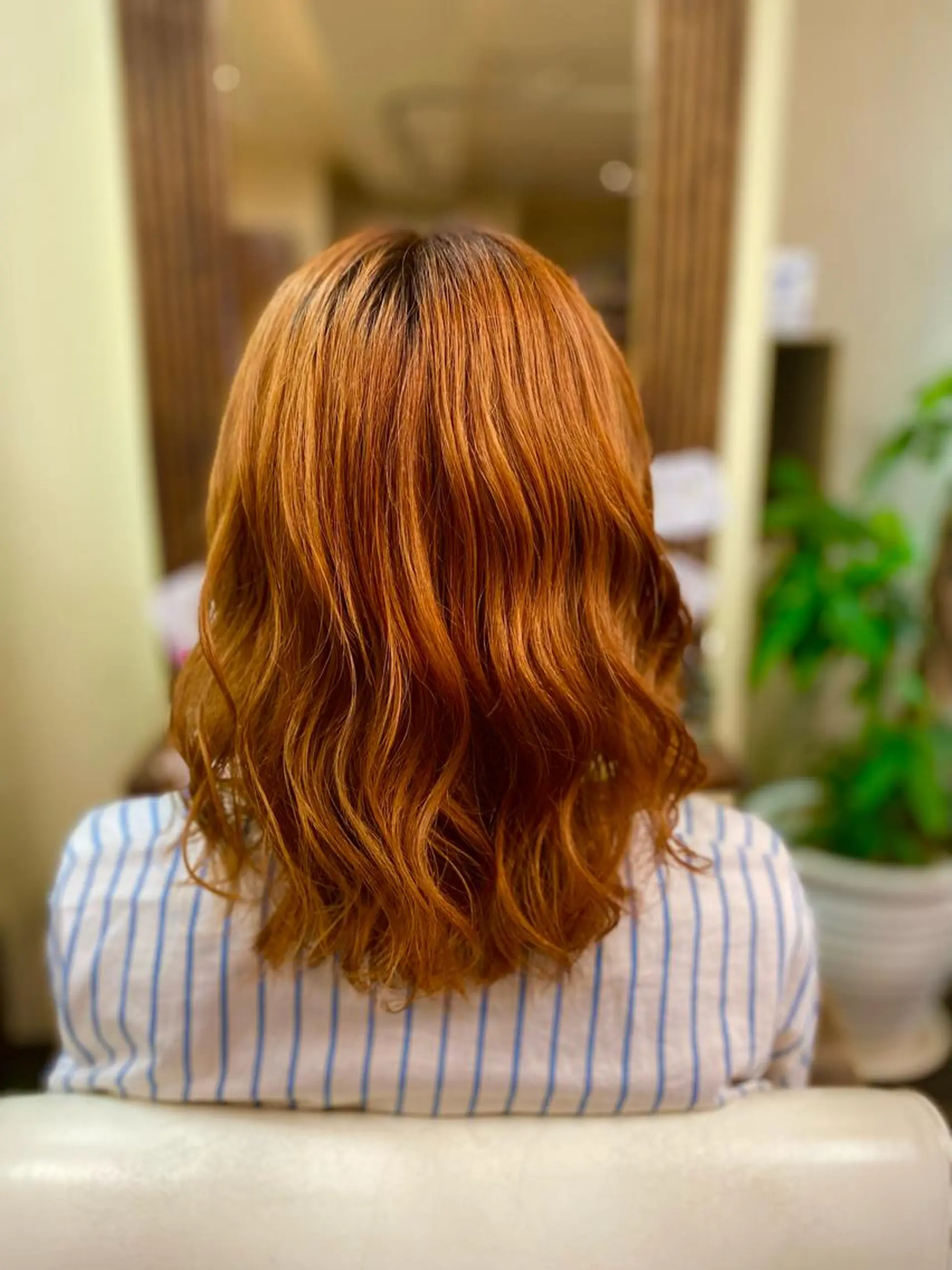 ミディアム カラー ヘアアレンジ カット ヘアカラー トリートメント 加藤 瑠美のヘアスタイル