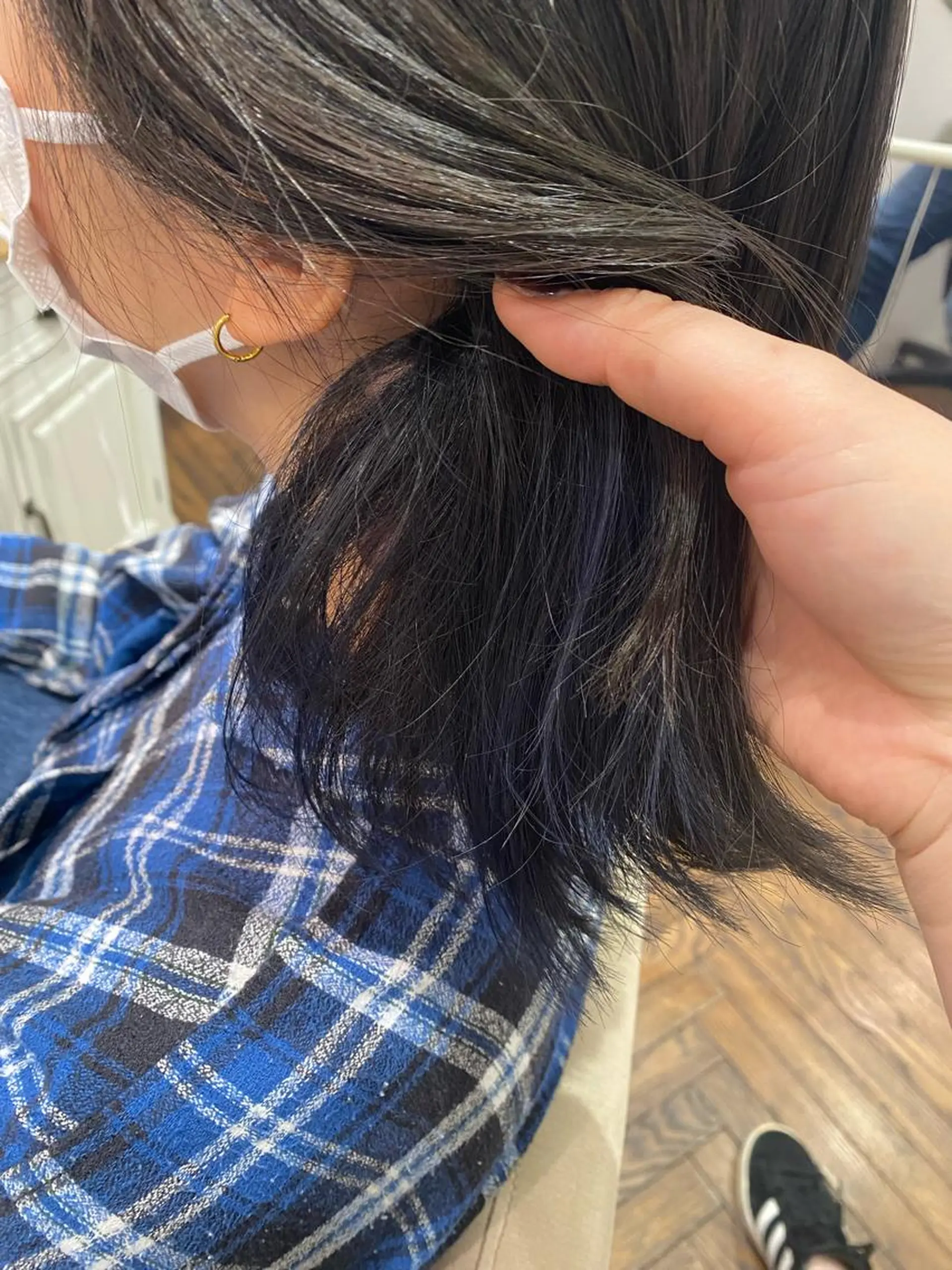 ミディアム カラー Minami .のヘアスタイル